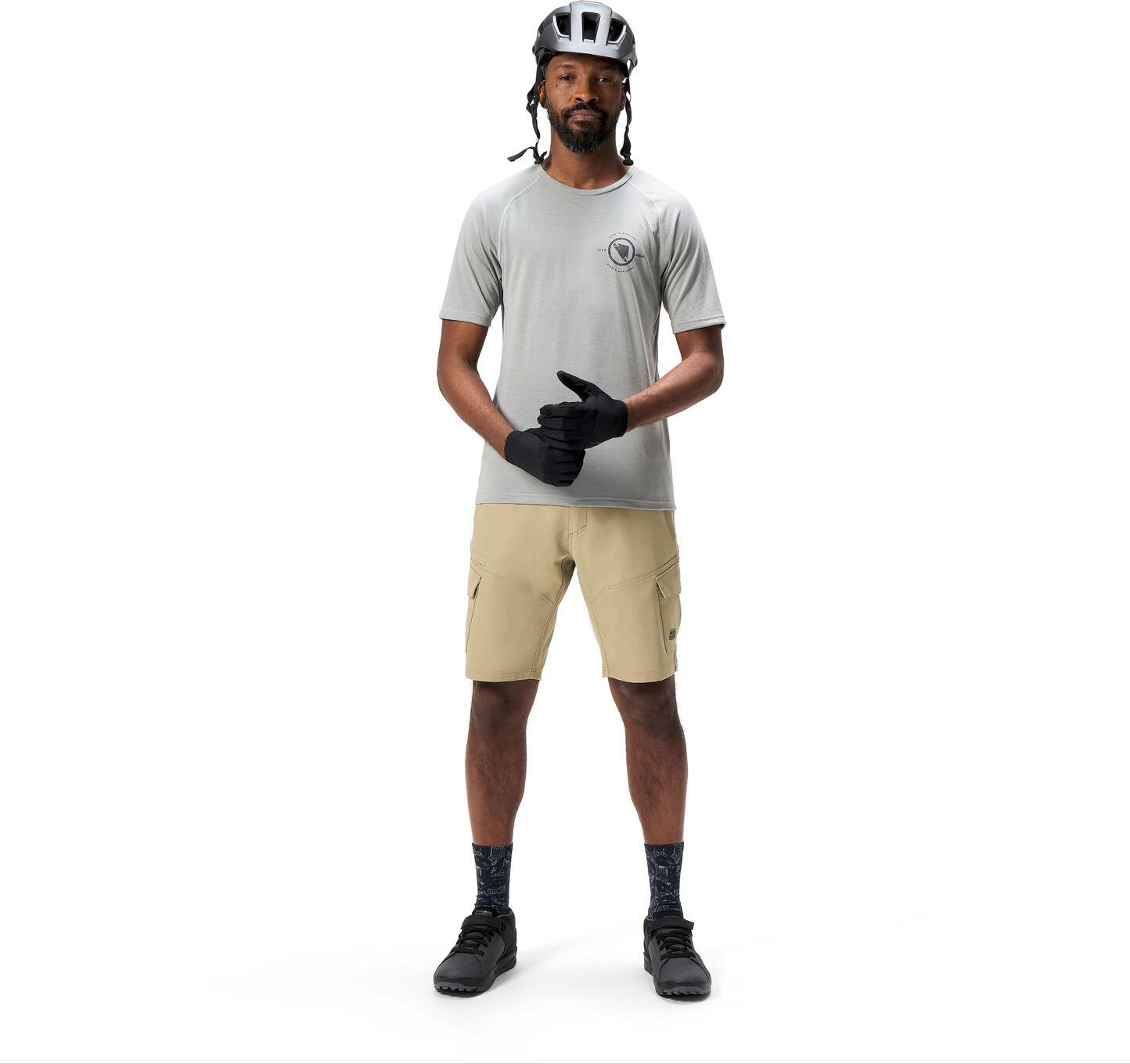 Camiseta Técnica Endura Loop Cinza Masculina 4/7