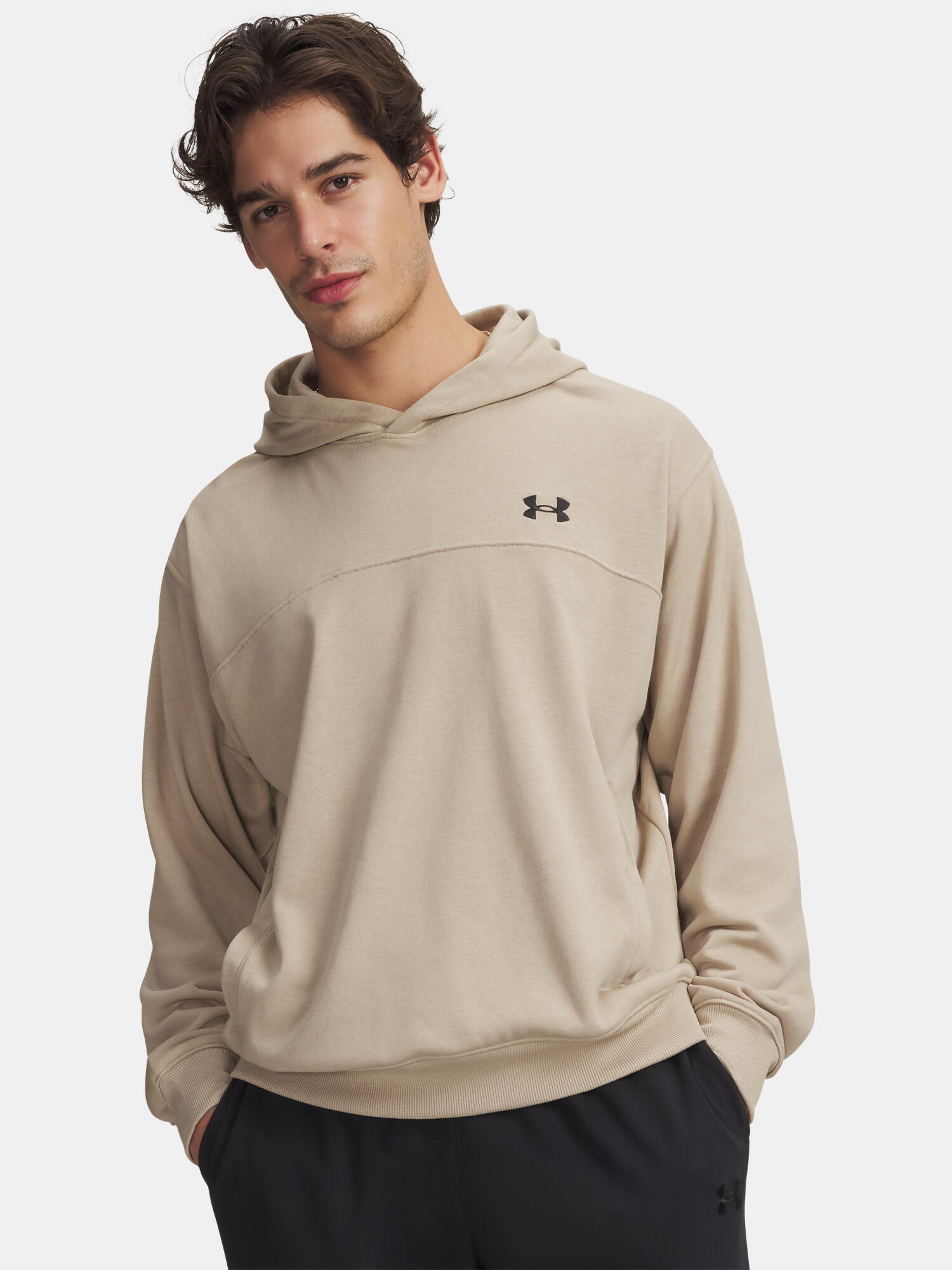 UNDER ARMOUR picture