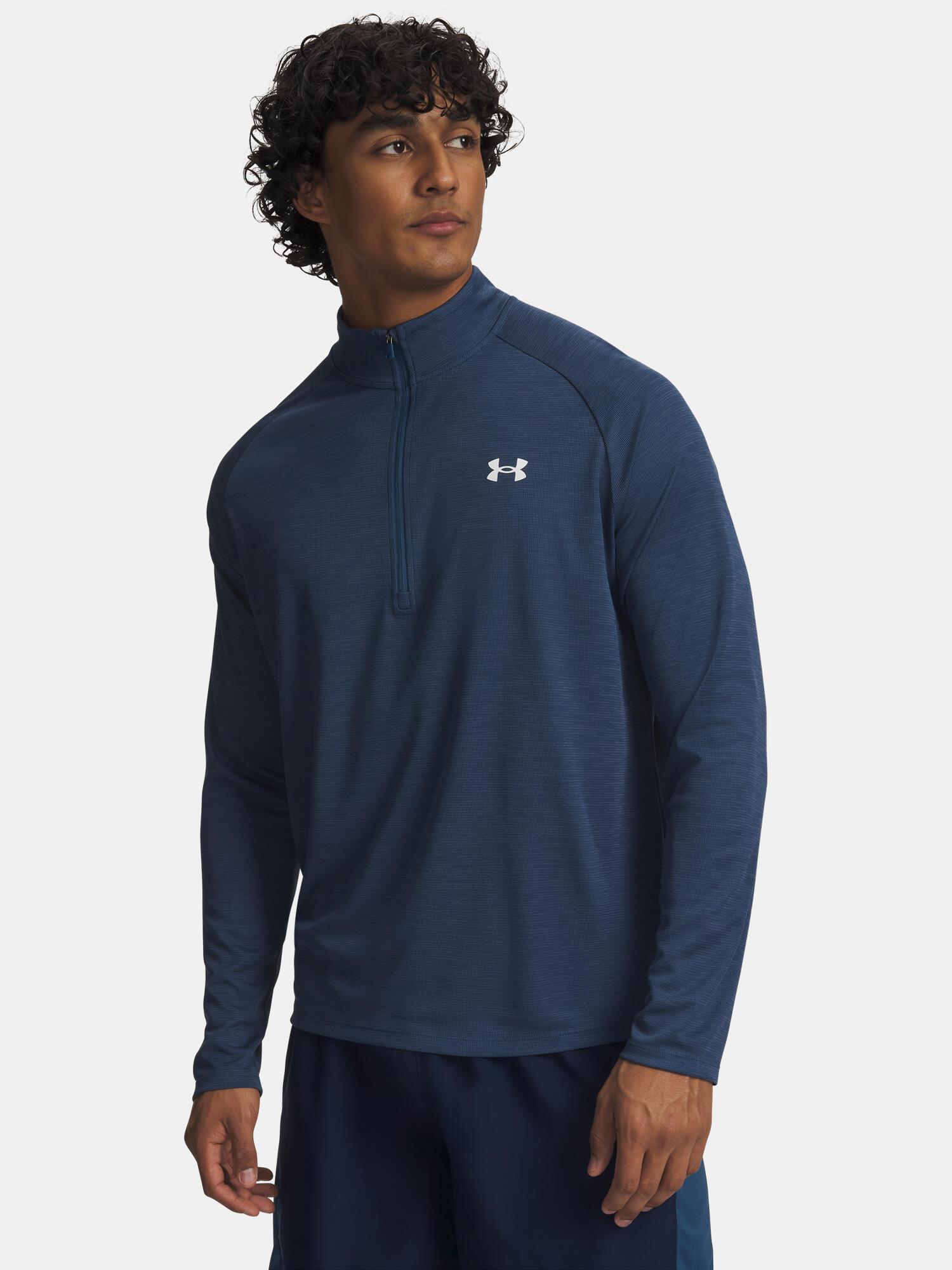 UNDER ARMOUR picture