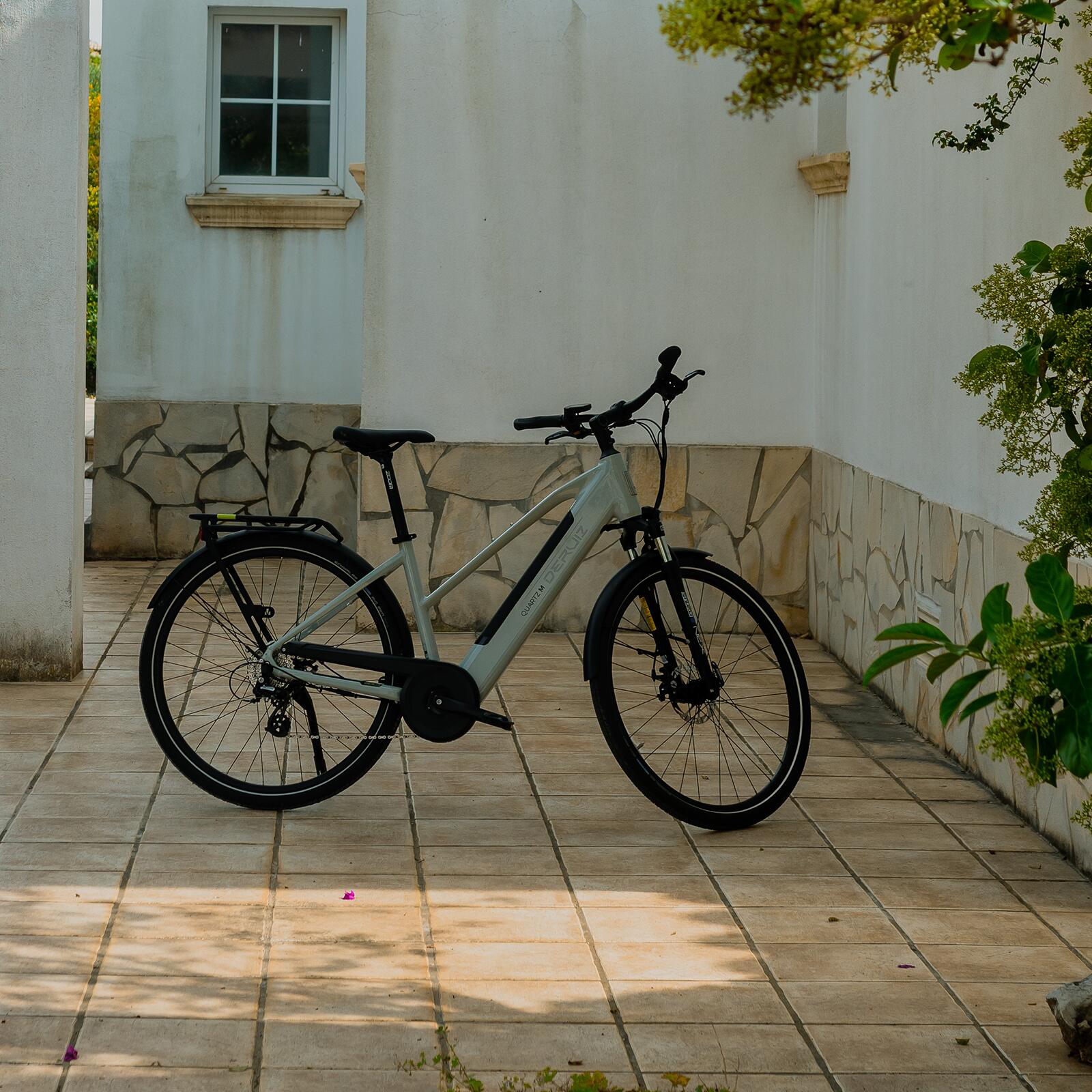 Quartz M E-Bike 28 Inch 250W Achtermotor 483 Wh Tot 121 km Bereik 6/8
