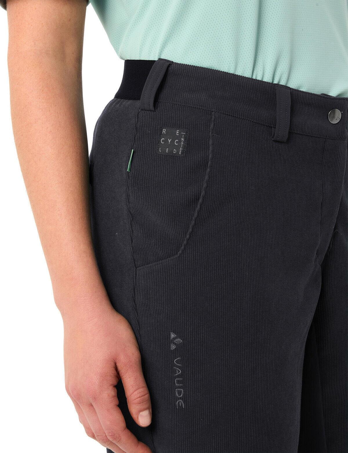 Pantalon short en velours côtelé Loamer Base pour femme 6/7