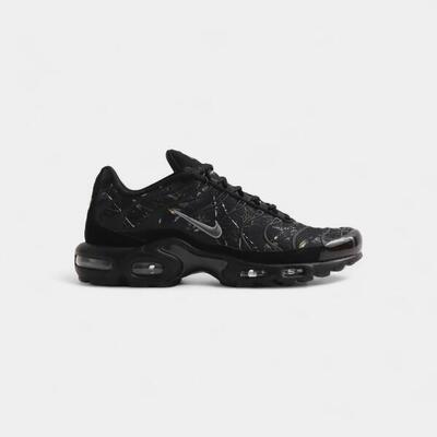 Nike air max plus black wood camo