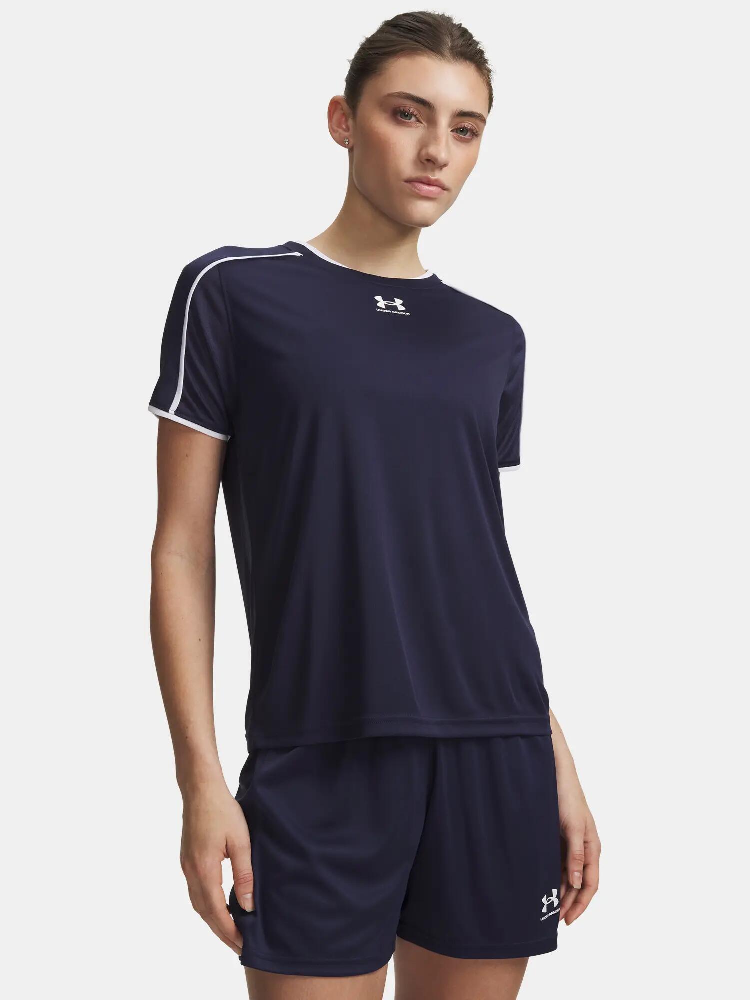 UNDER ARMOUR picture
