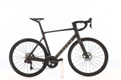 Tweedehands racefiets · addict rc 15 di2 12v · zeer goede toestand