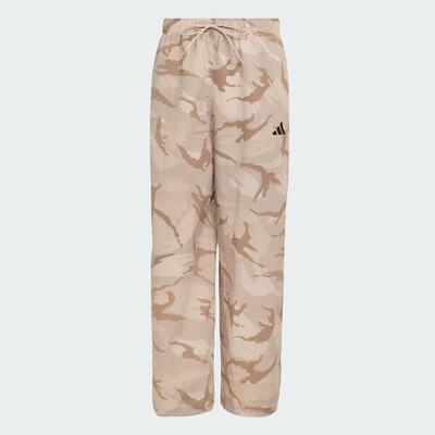 Pantaloni parachute Seasonal Essentials con stampa mimetica