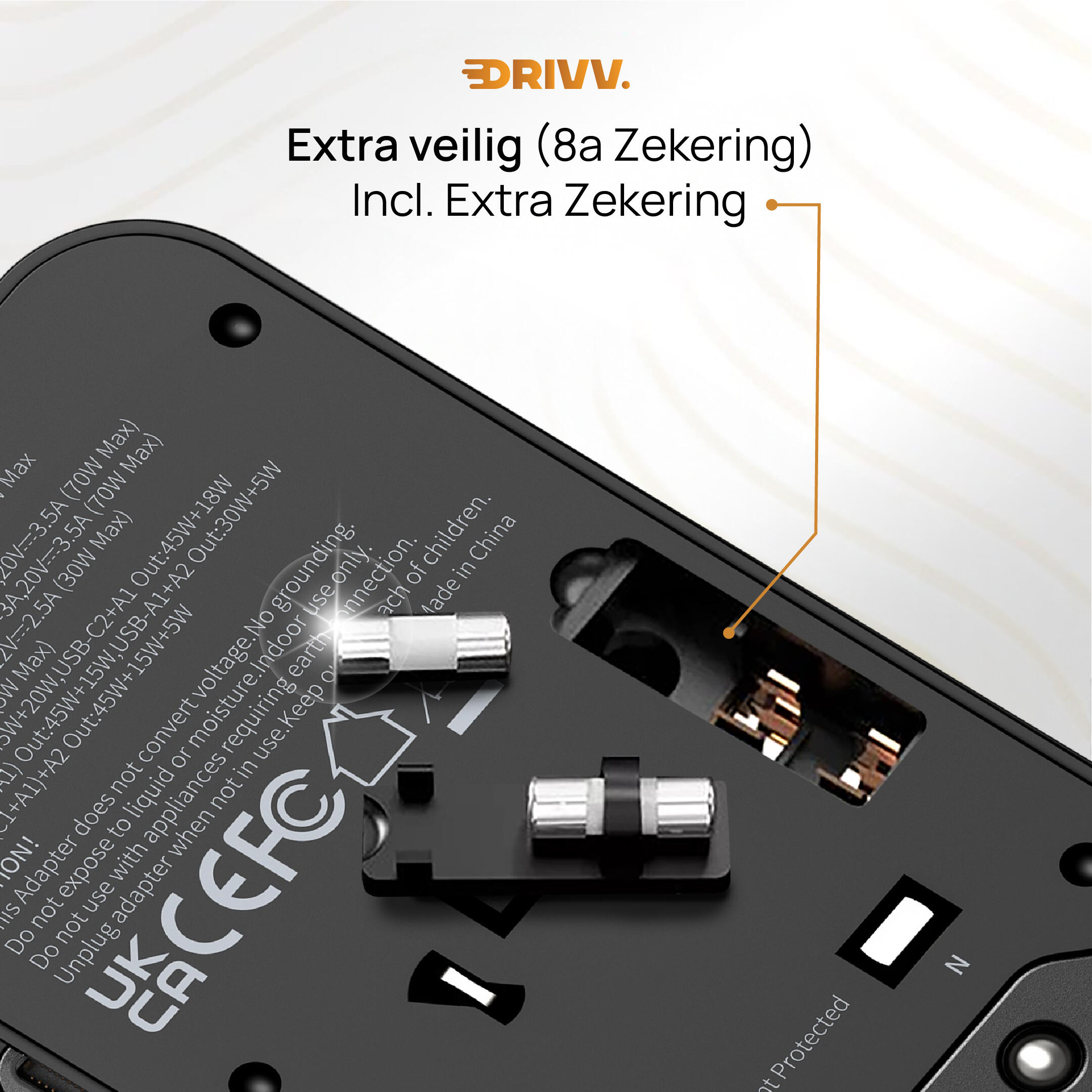 Wereldstekker - 70W USB-C kabel - Reisstekker - Snellader 4/7