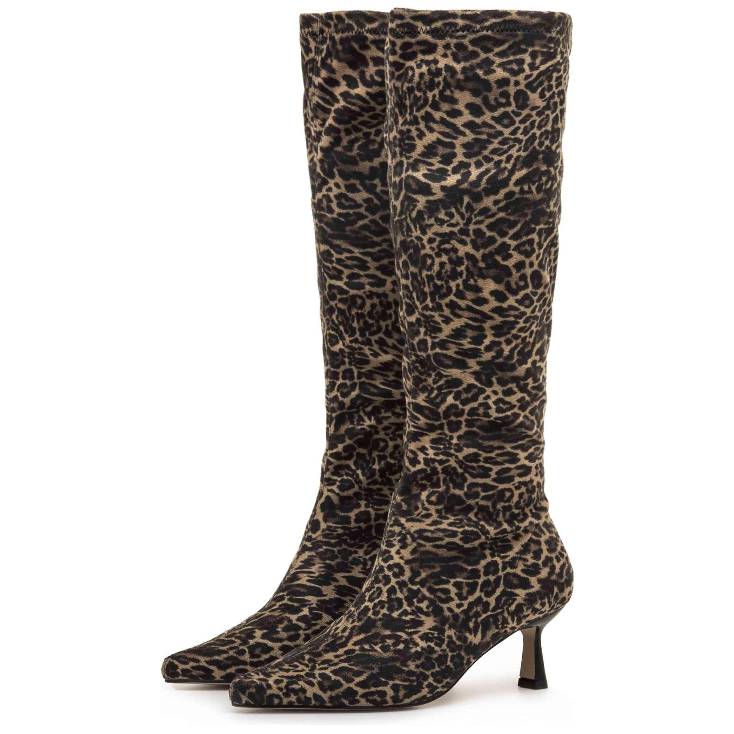 Botas Mustang modelo 59670-C59101 para mulheres 2/4