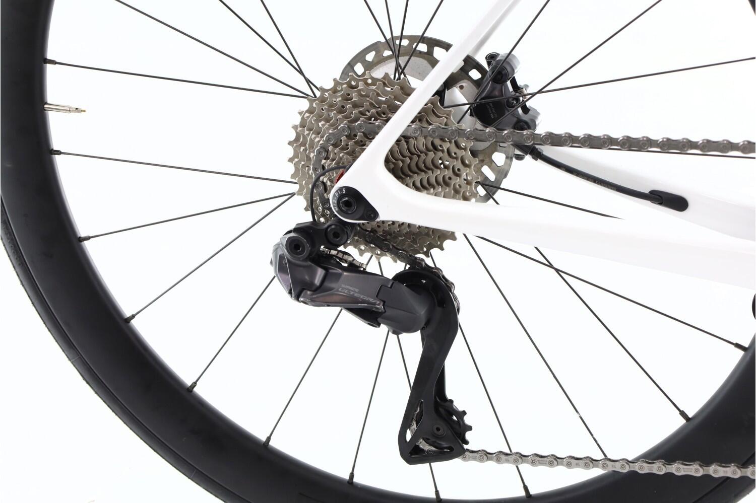 Segunda Vida · Bicicleta estrada ·  F8 SL Di2 12V · Muito bom estado 3/8