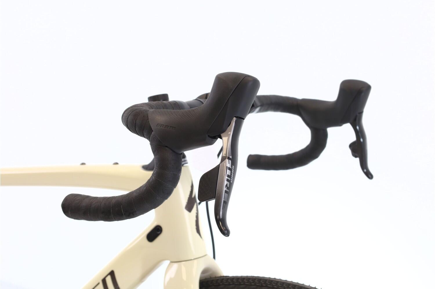 Segunda Vida · Gravel ·  Diverge Pro Carbon AXS 12V · Muito bom estado 6/8