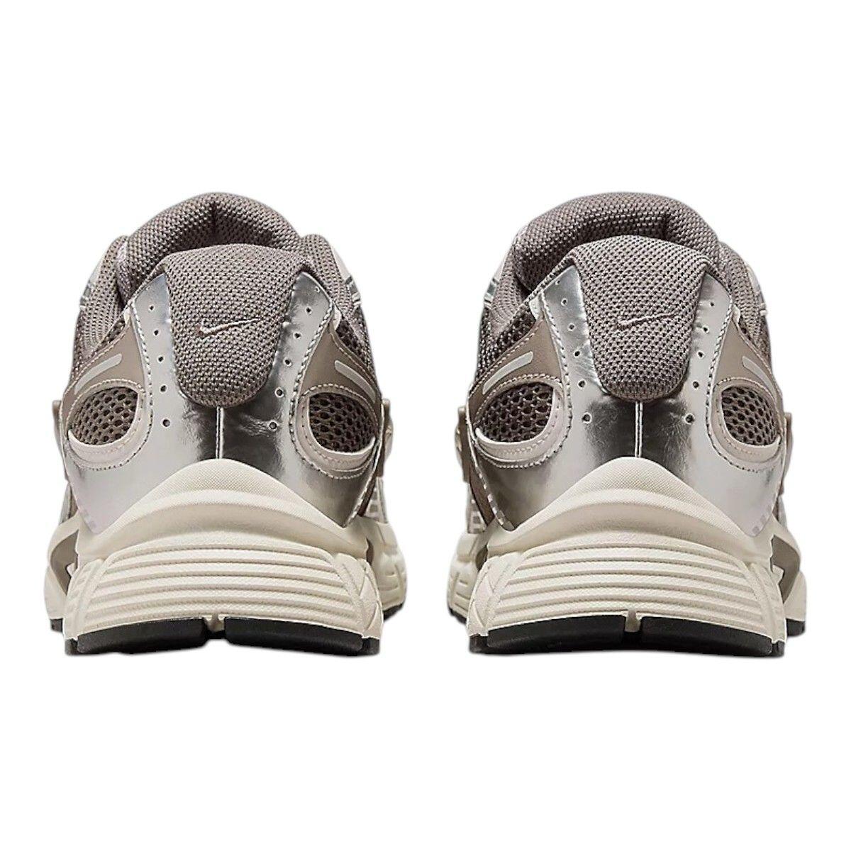 Baskets Homme Baskets Nike V5 RNR Gris Nike 4/5