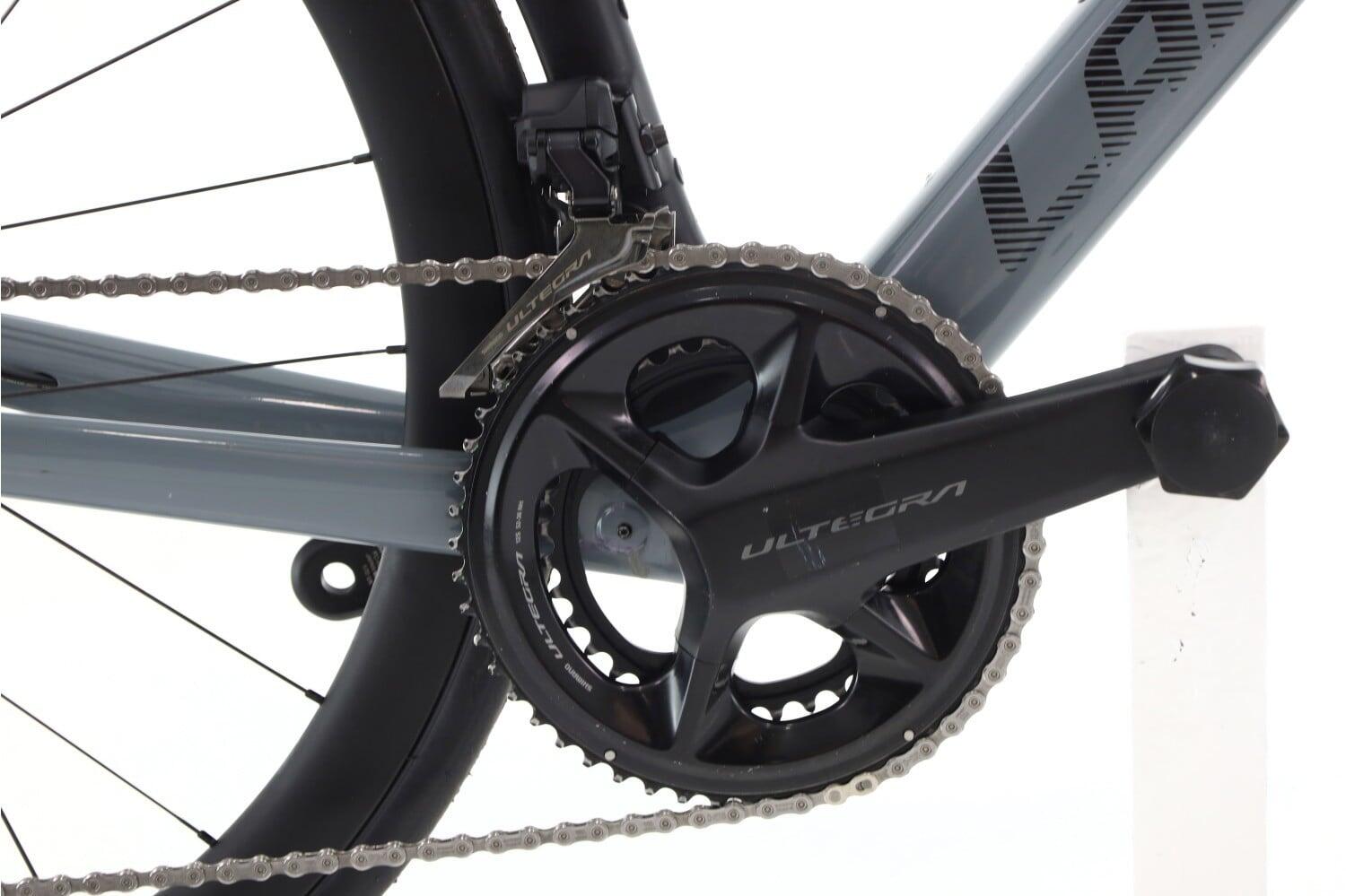 Refurbished road bike ·  AirCode DRS 7.0 Di2 12V · Very good condition 4/7