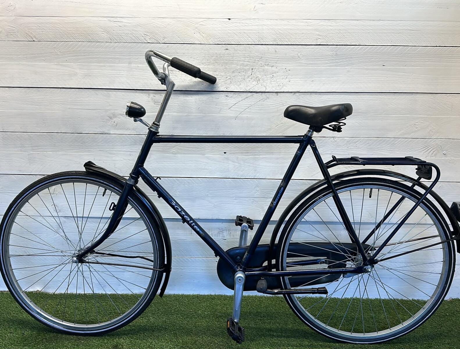 Gazelle stadsfiets (pre-owned), zwart - 28", met verlichting en standaard. 3/3