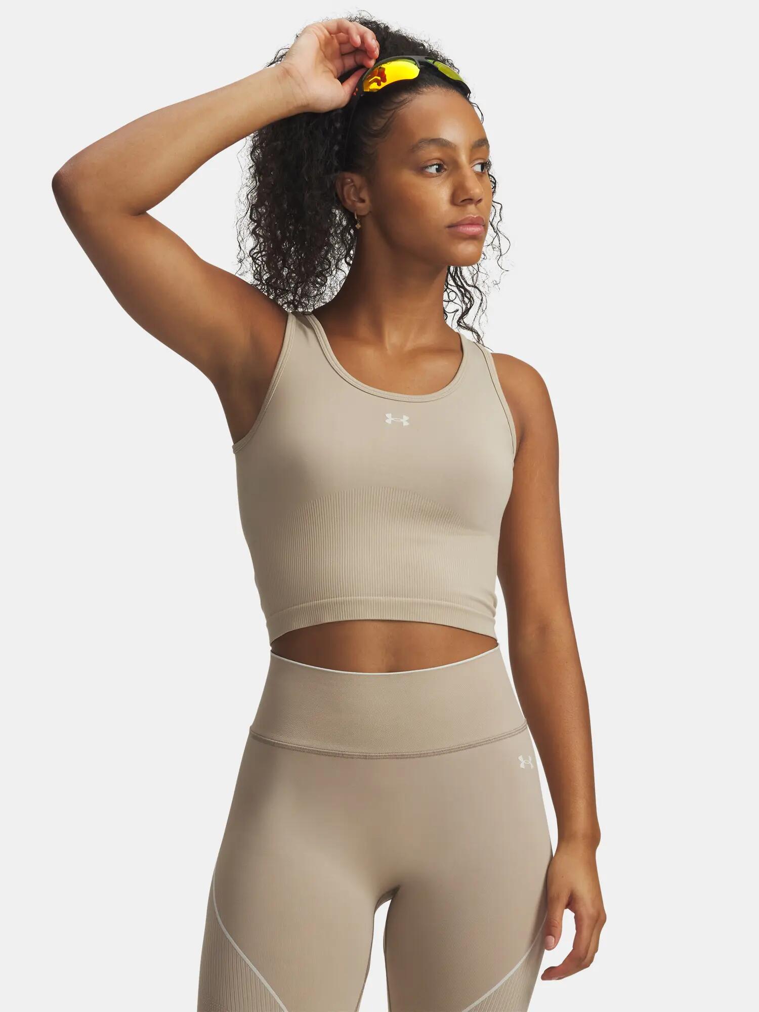 UNDER ARMOUR picture