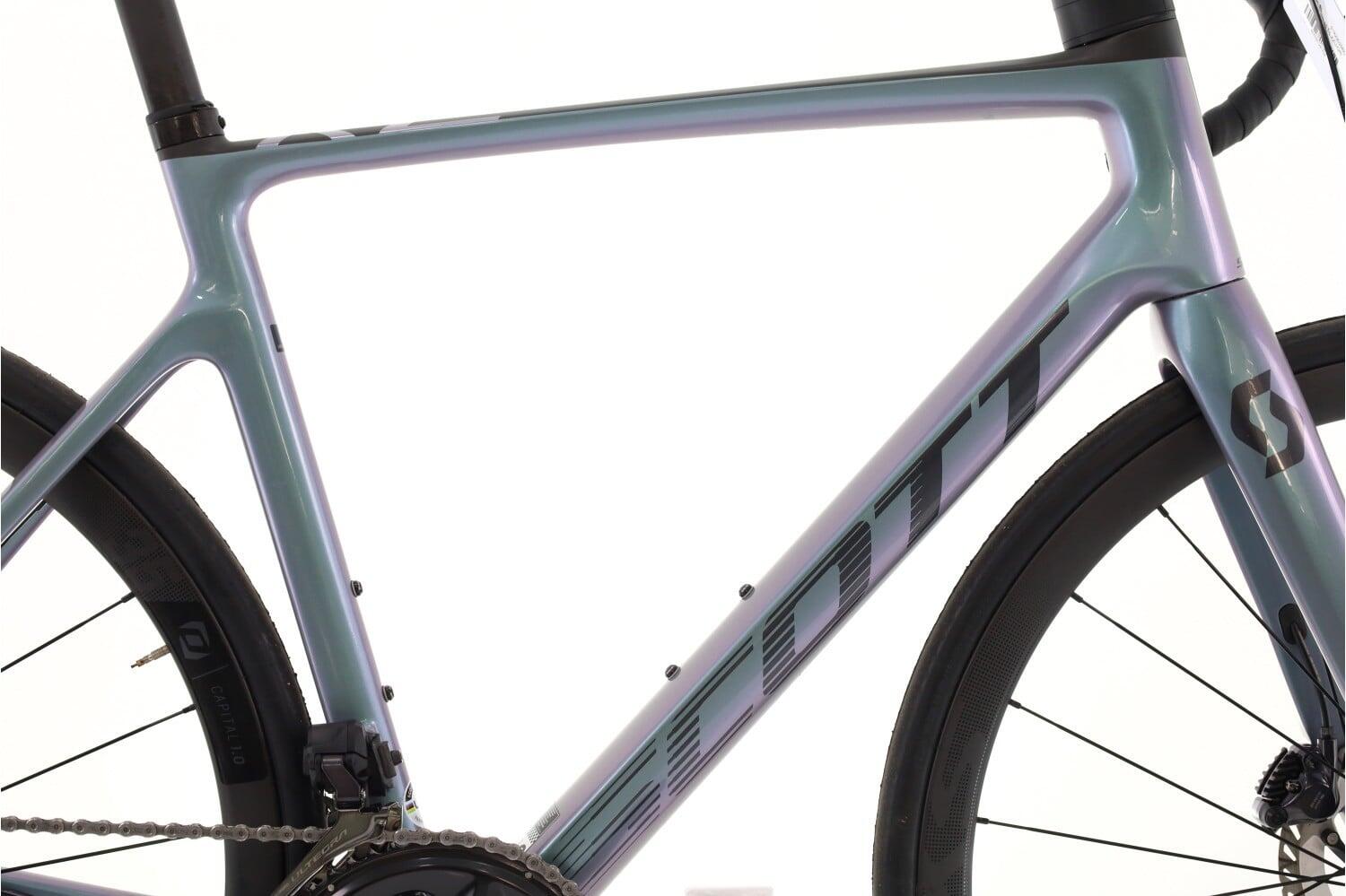 Refurbished road bike ·  Addict RC 15 Di2 12V · Very good condition 2/7