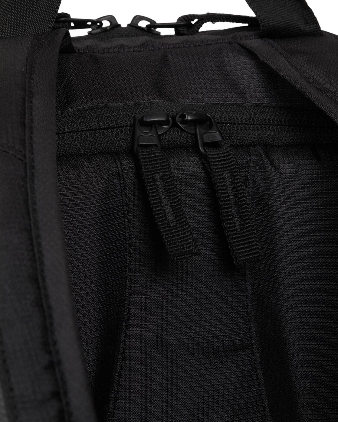 Mochila TR PLATINUM 25L Negro Hombre 3/4