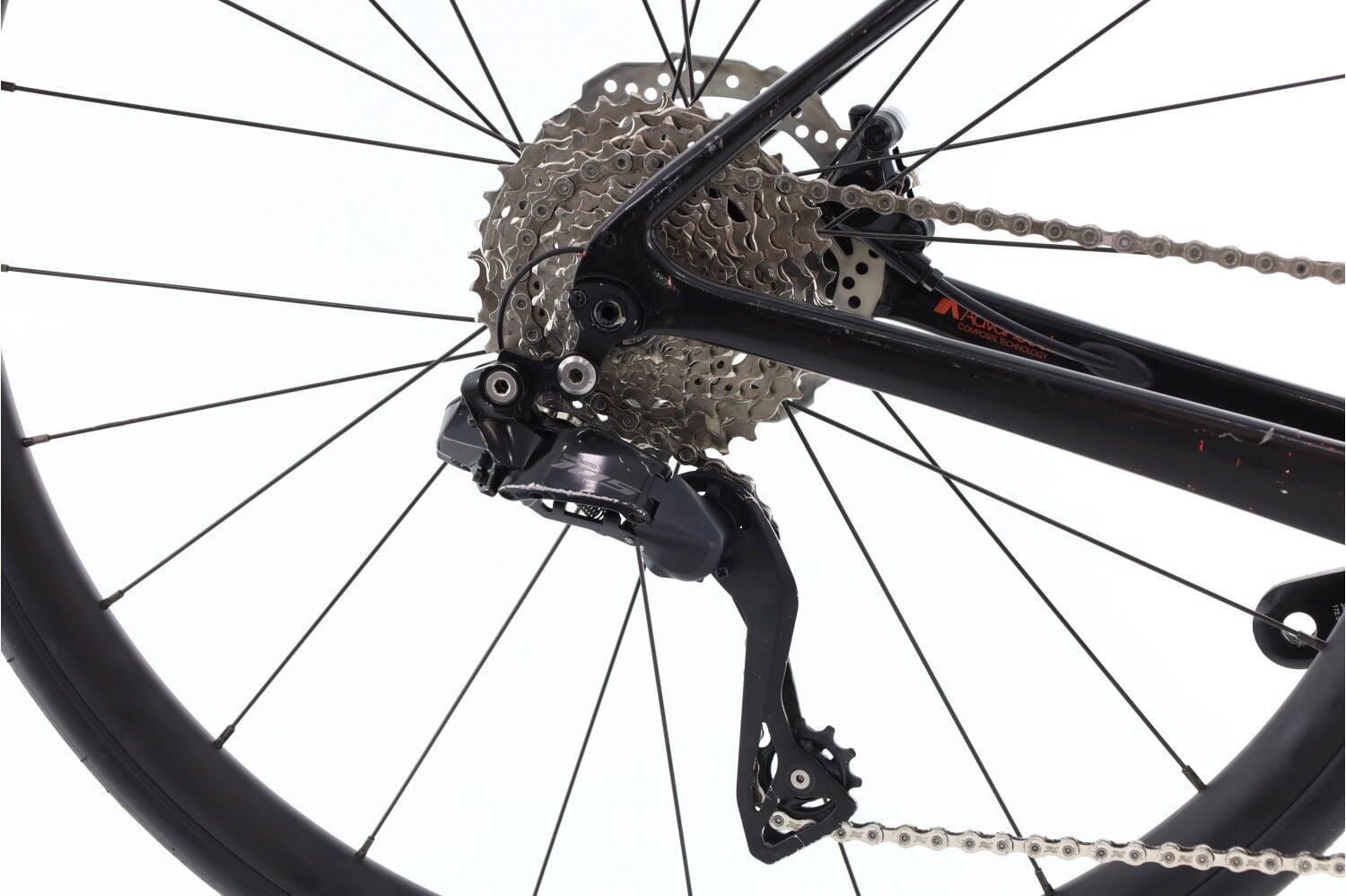 Refurbished road bike ·  Defy 1 Di2 12V · Very good condition 3/7
