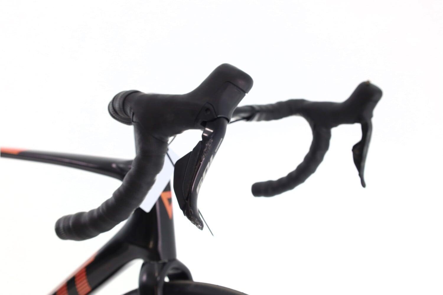 Refurbished road bike ·  Defy 1 Di2 12V · Very good condition 6/7