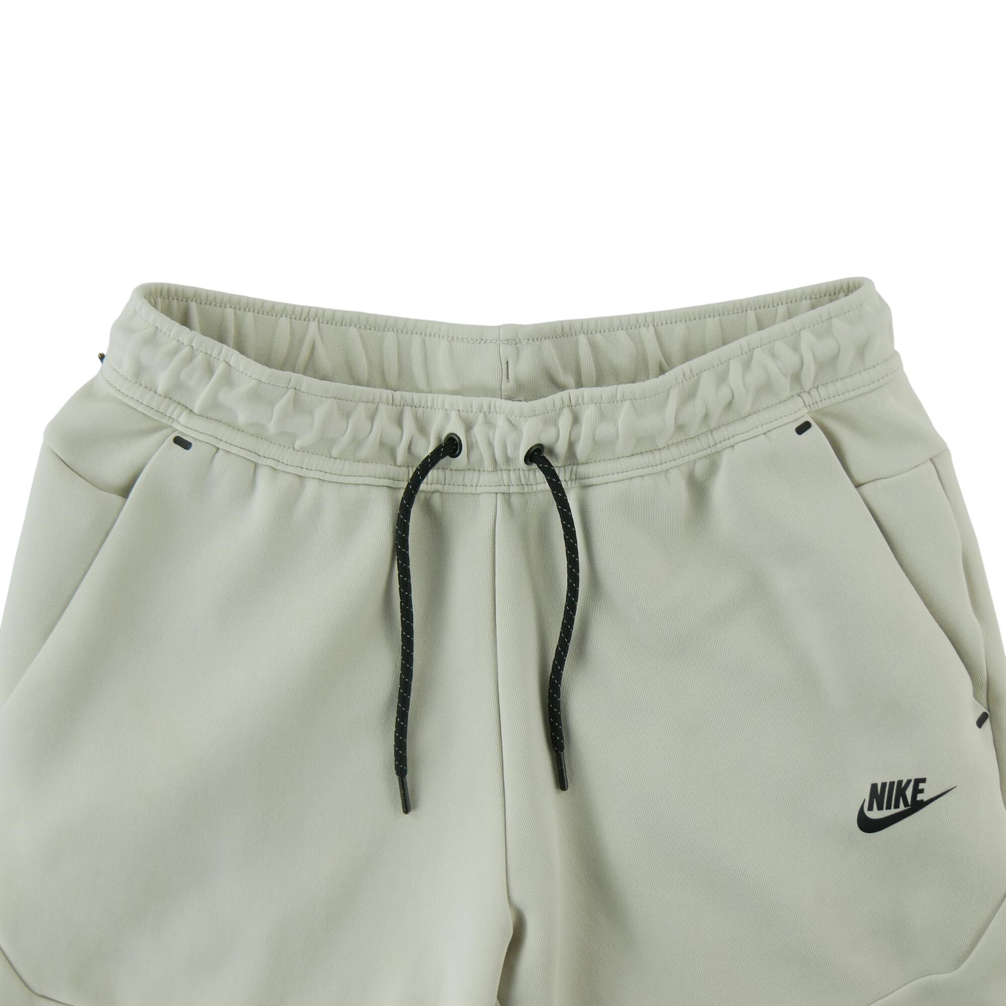 Second hand - Pantaloni uomo Nike Tech - Stato buono 2/7