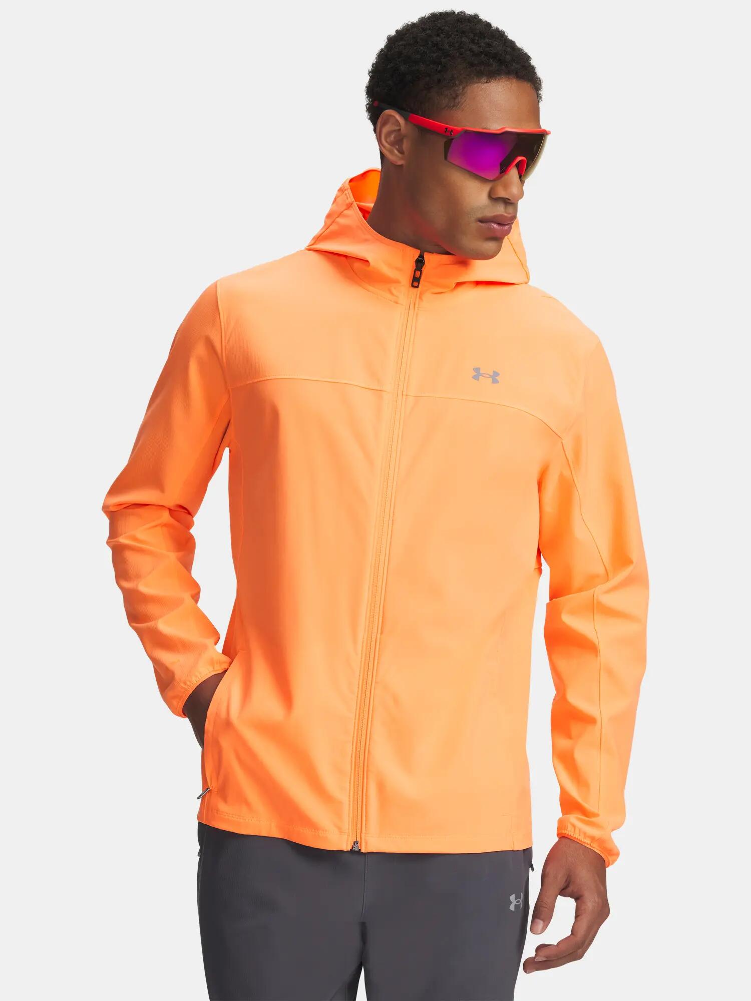 UNDER ARMOUR picture