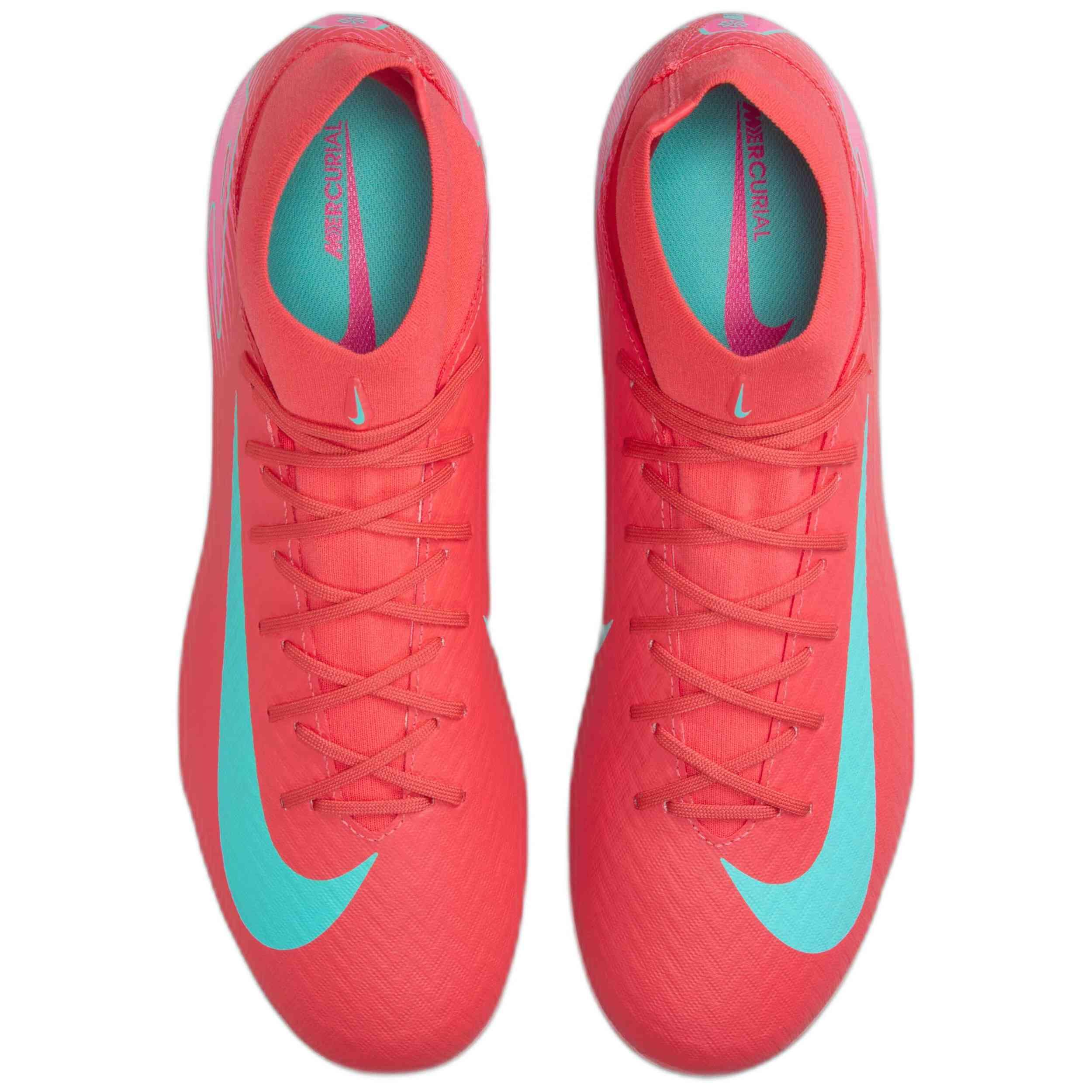 Scarpe da calcio Nike modello FQ8329-800 per ragazzi 4/5