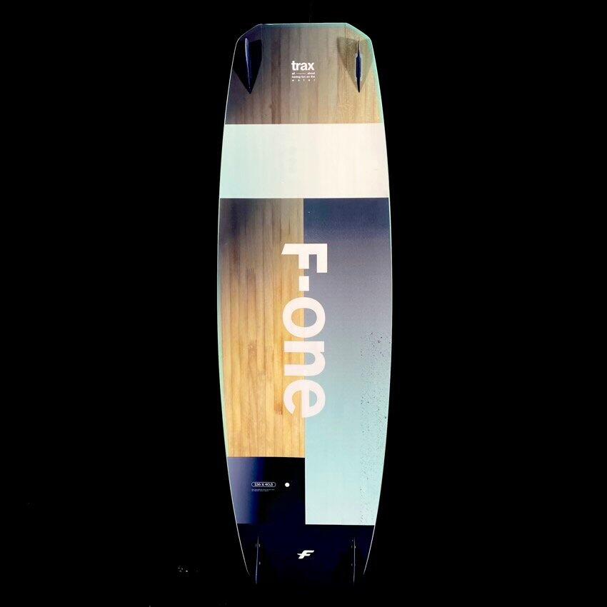 F-ONE Twin Tip Trax 2024 136x40.5cm 3/4