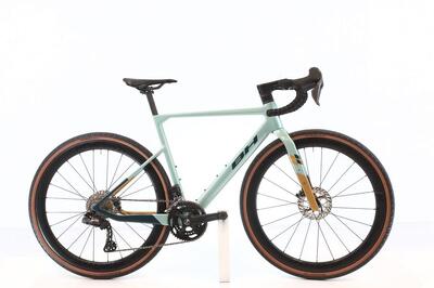 Tweedehands gravelbike · gravelx r 6.5 di2 12v · zeer goede toestand