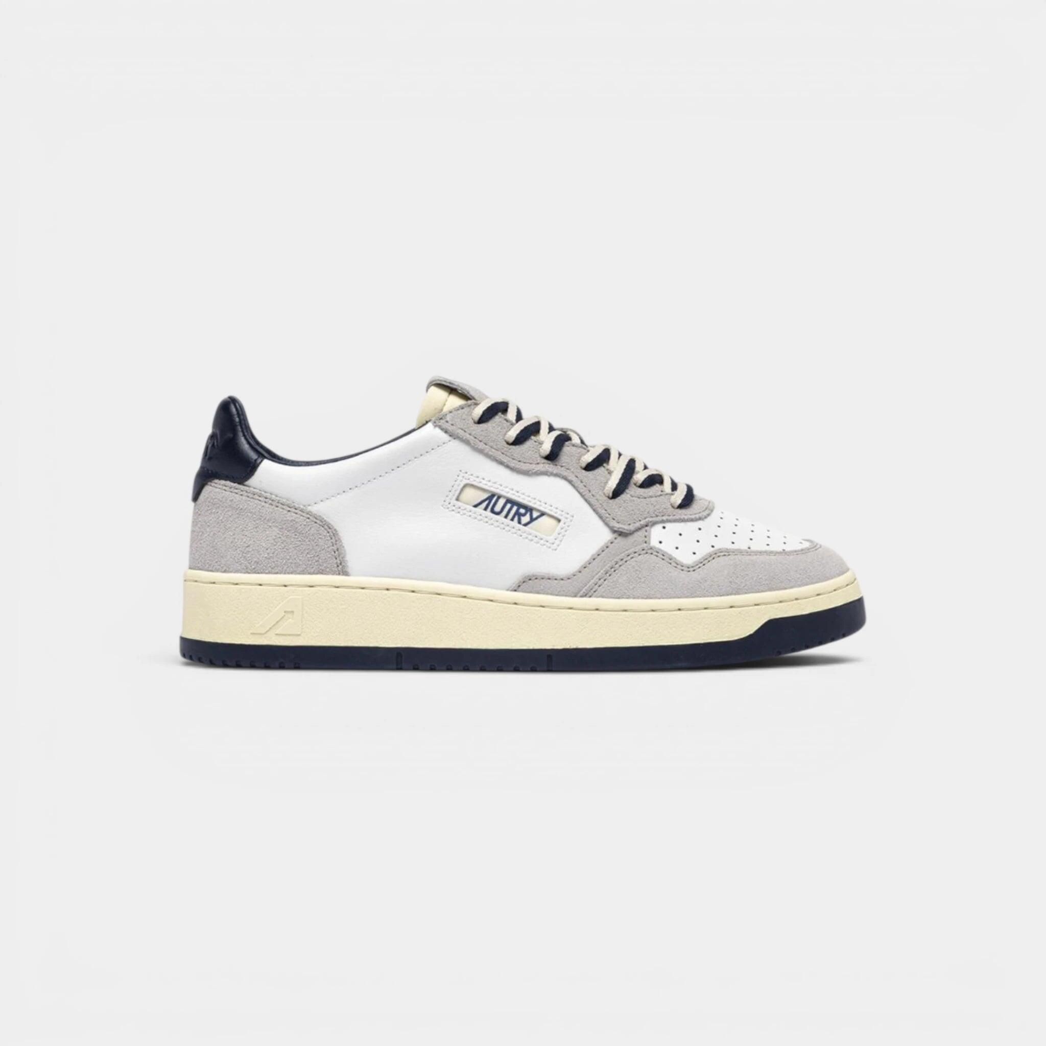 Autry Medalist Low Vapor Space Suede & Leather 1/2