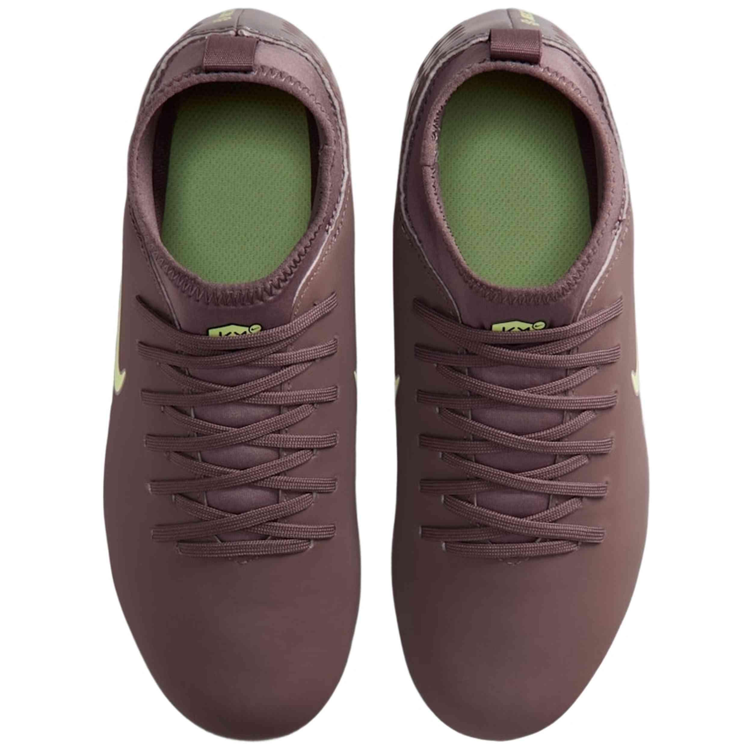 Scarpe da calcio Nike modello 113-HF6283 per unisex ragazzi 4/5