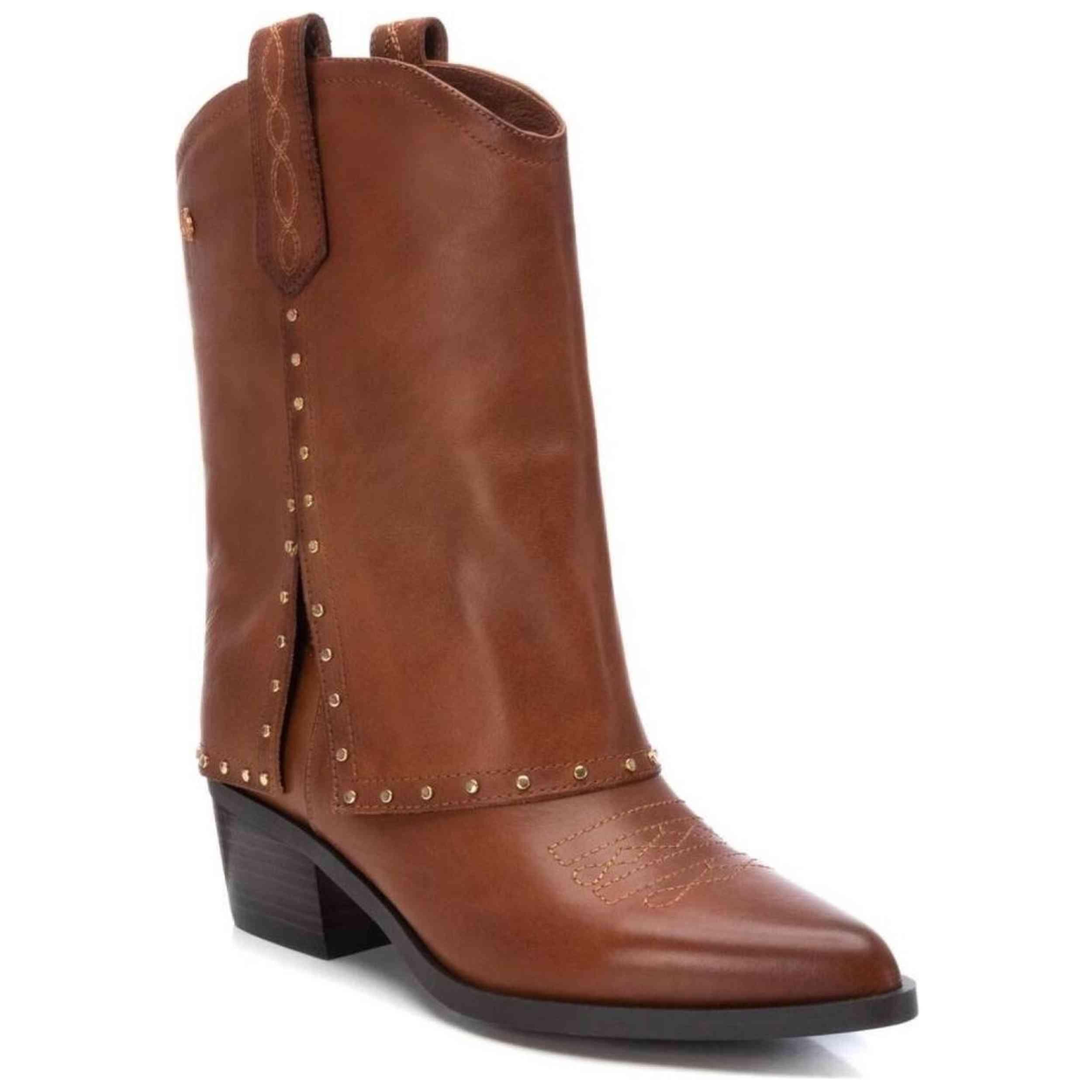 Botas Carmela modelo 161961-CAMEL para mulheres 3/5