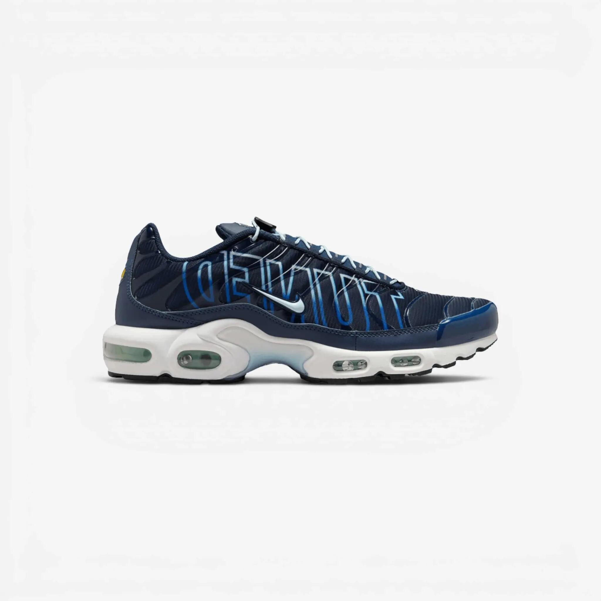 NIKE picture