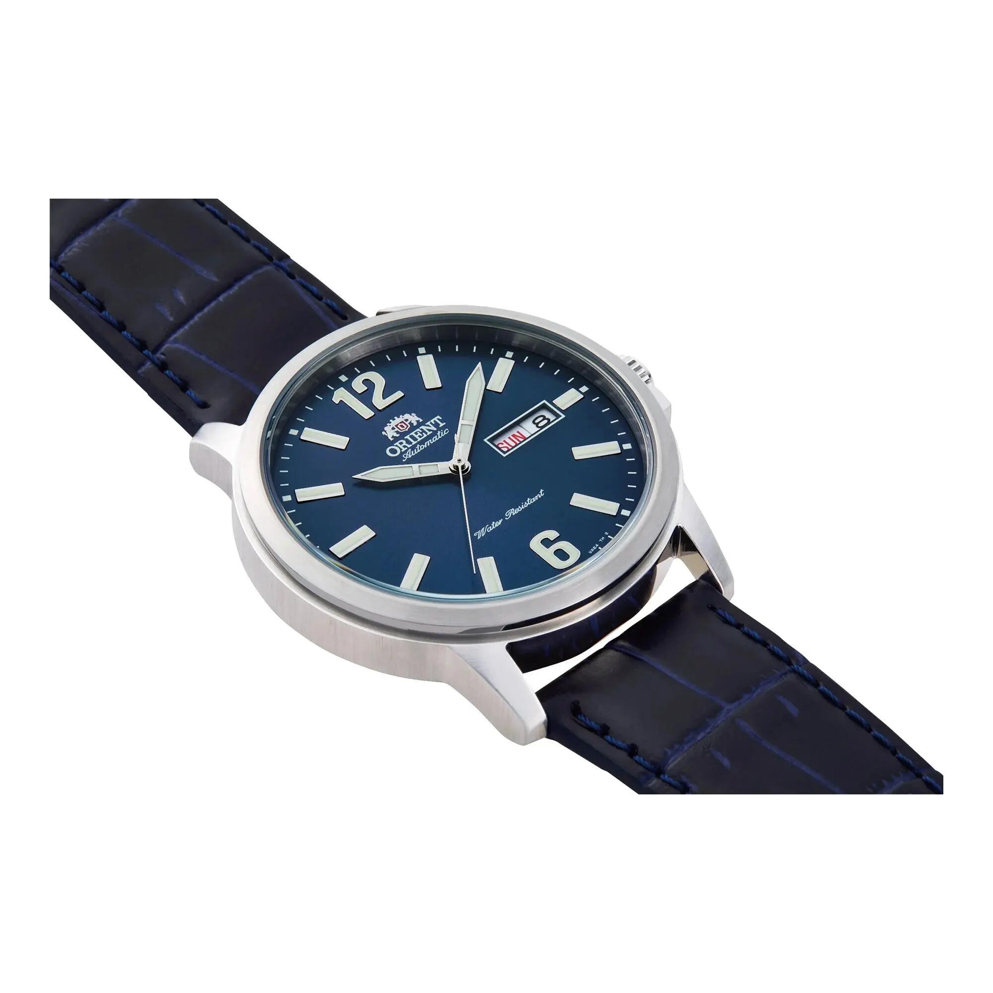 ORIENT Contemporary Conmuter RA‑AA0C05L Herren mechanische Lederuhr 3/4