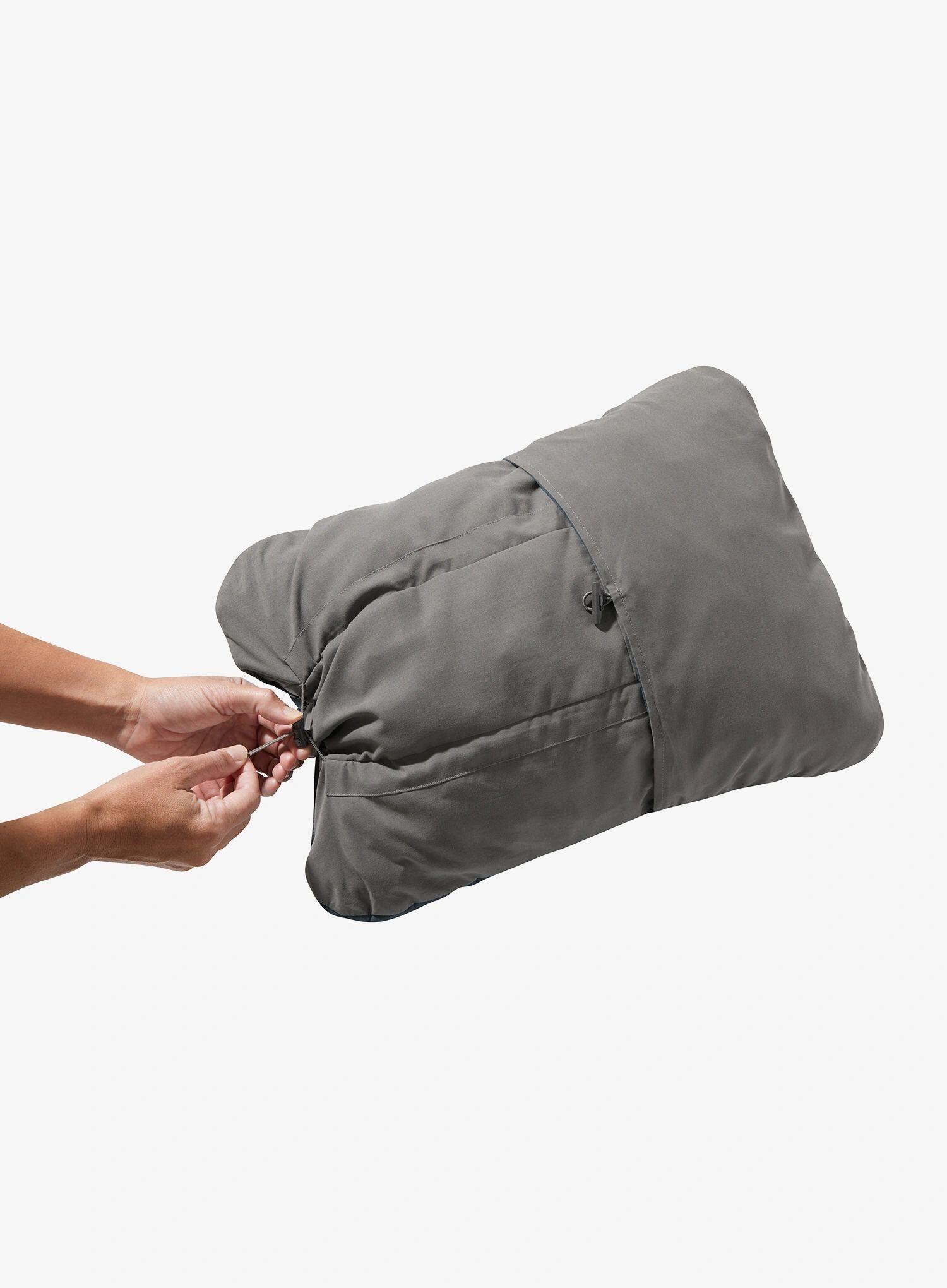 Poduszka turystyczna Therm a Rest Compressible Pillow Cinch L - outerspace 2/4