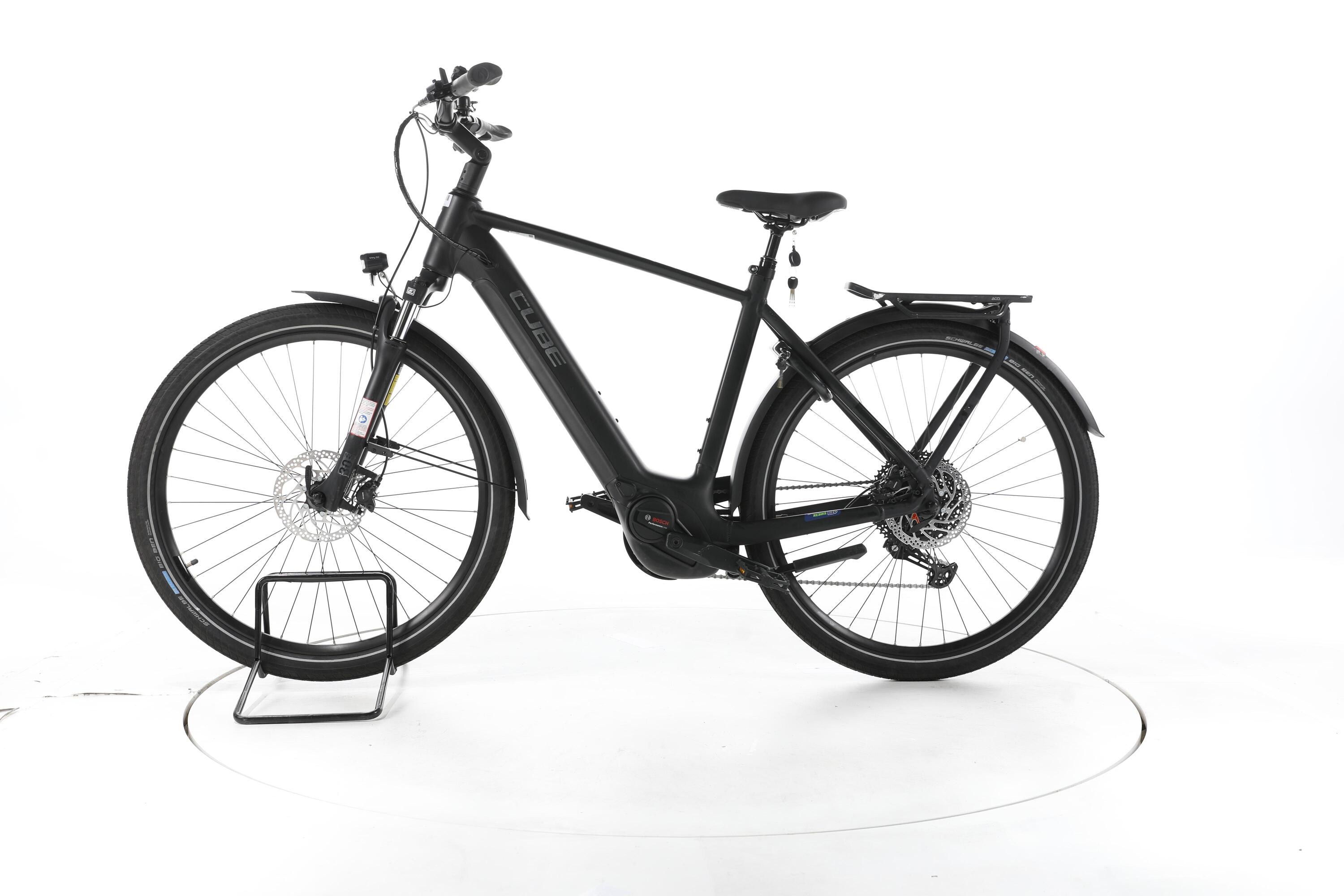 Segunda vida - Cube Touring Hybrid Pro Trekking E-Bike - Bom Estado 6/7