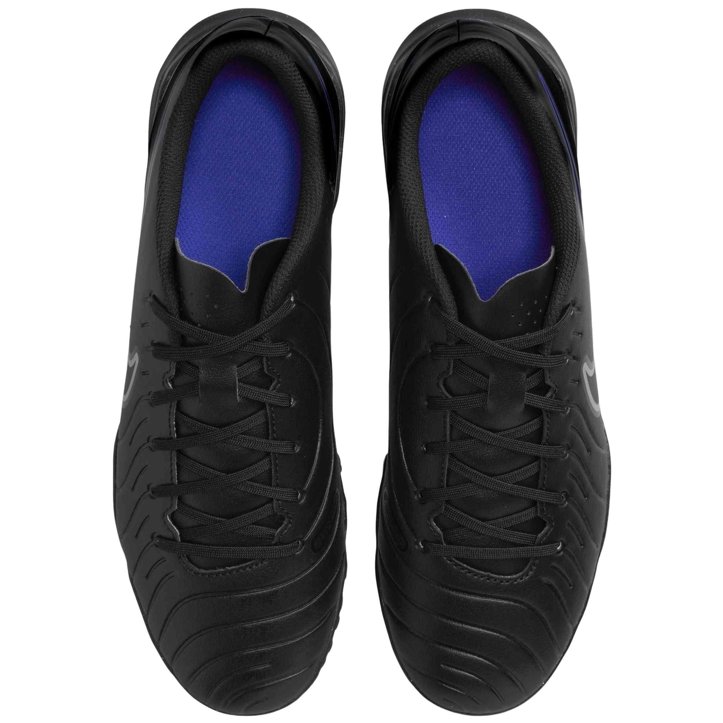Scarpe da calcio Nike modello DV4345-040 per uomini 3/5