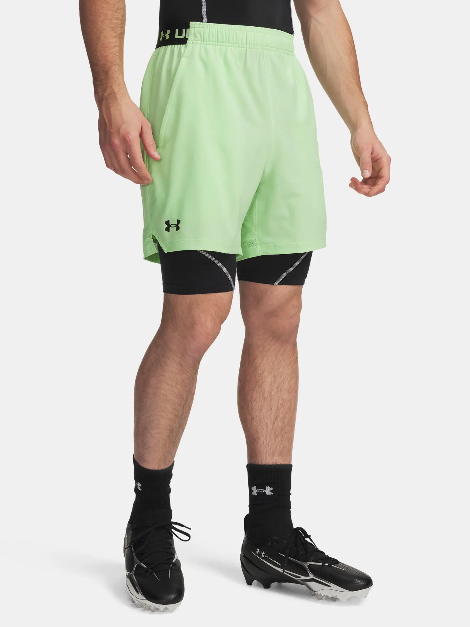 UNDER ARMOUR picture