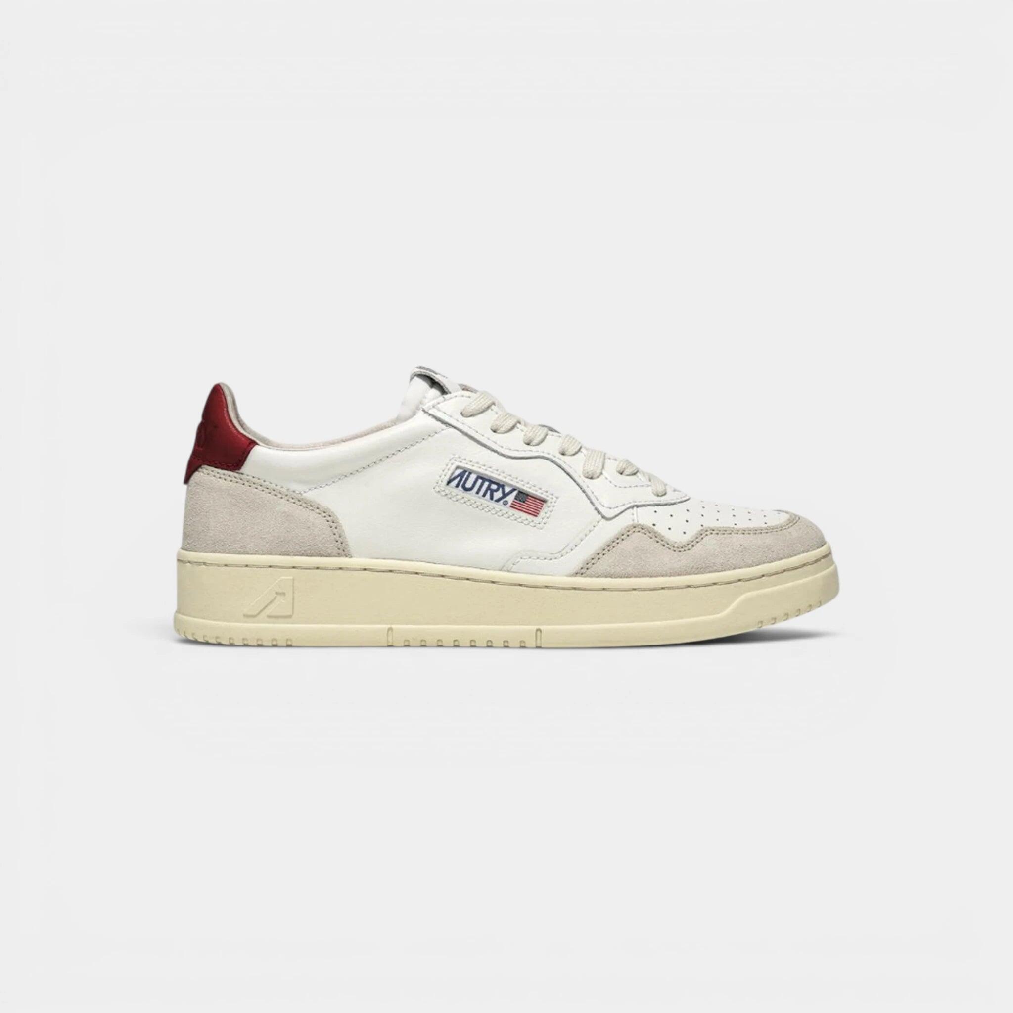 Autry Medalist Low White Red 1/2