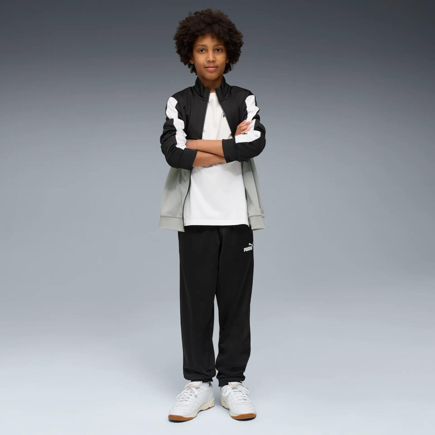 Tuta completa Puma modello 689720-01 per ragazzi 2/6