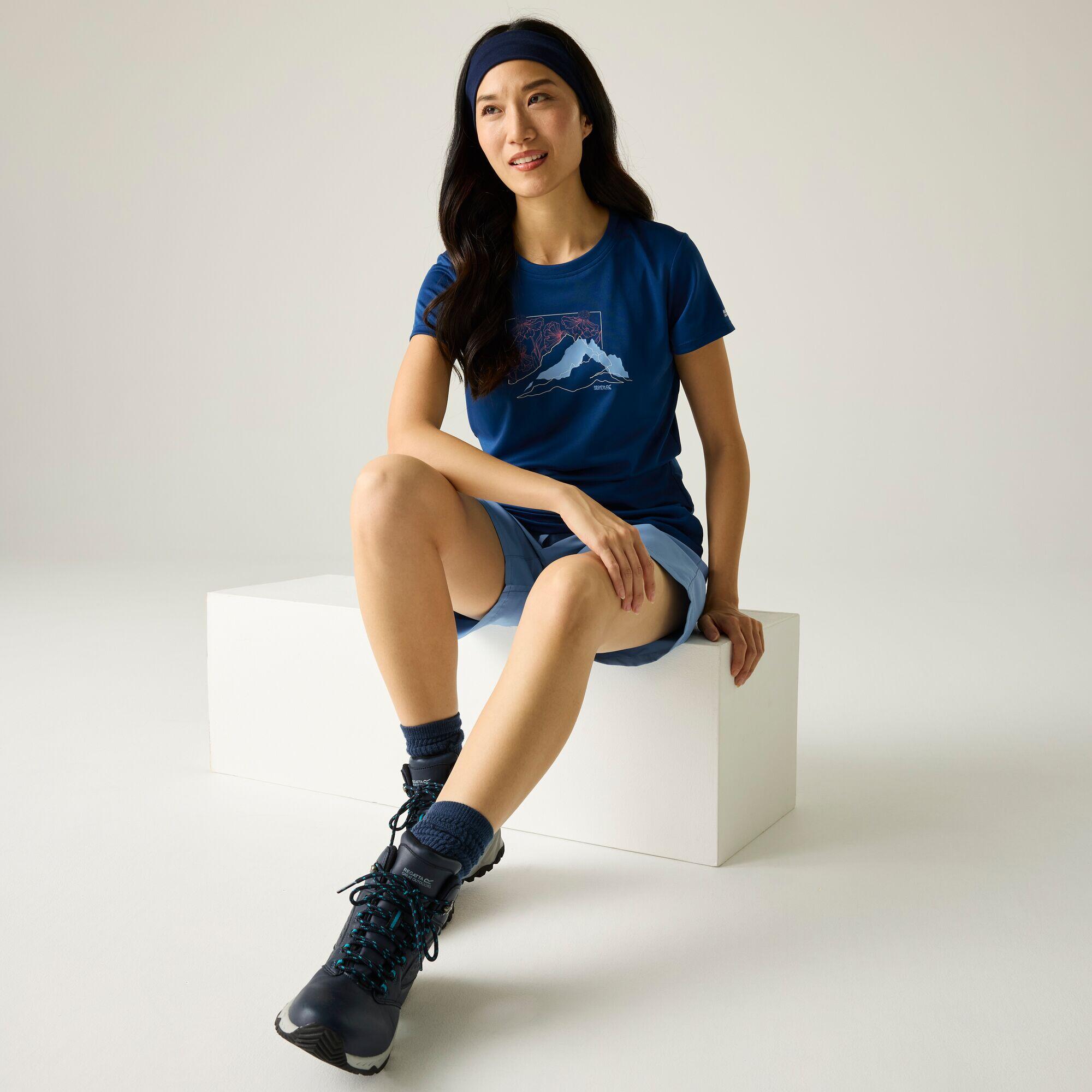 Damen Fingal Kurzarm-T-Shirt mit Grafik 3/7