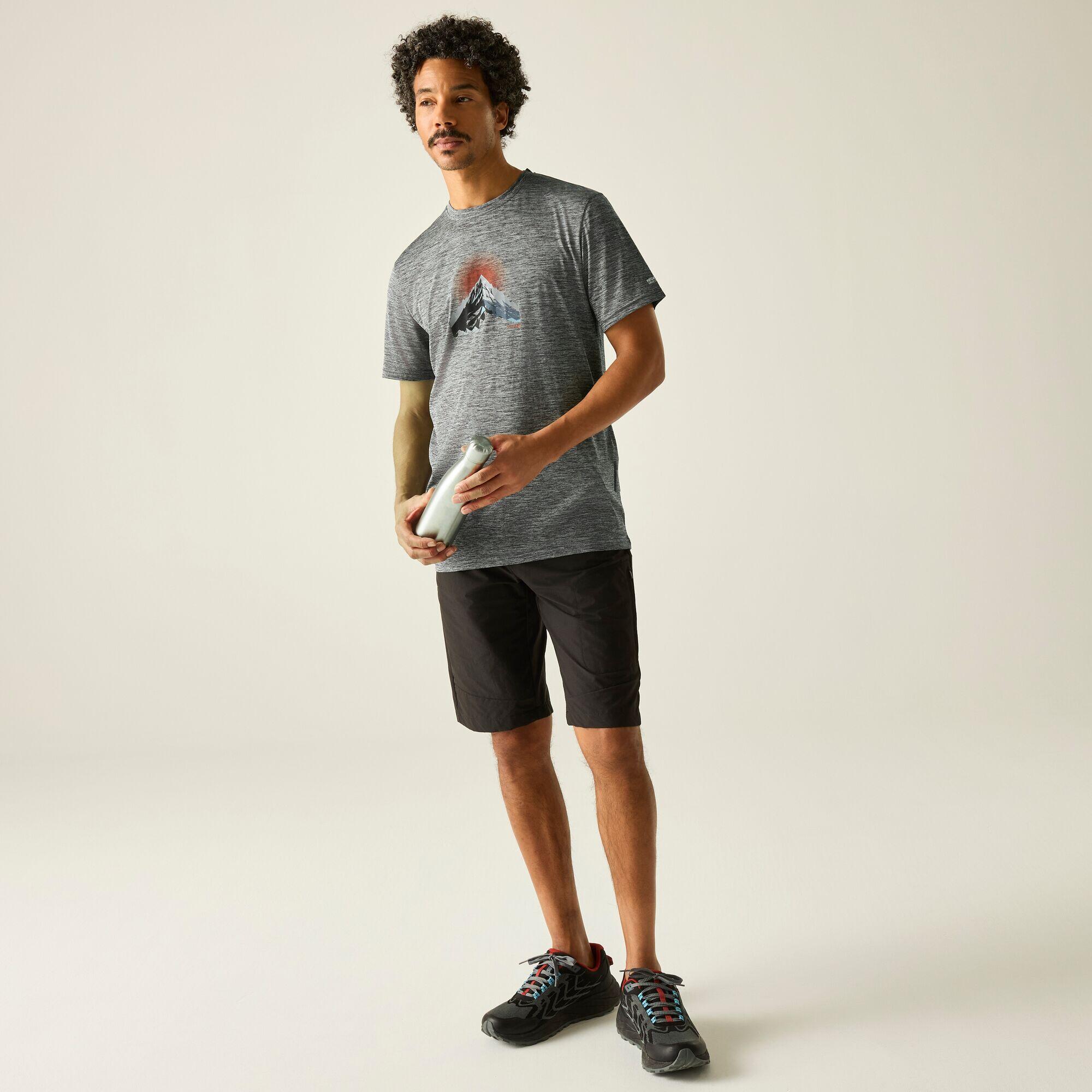 T-shirt graphique à manches courtes Fingal pour homme 3/7