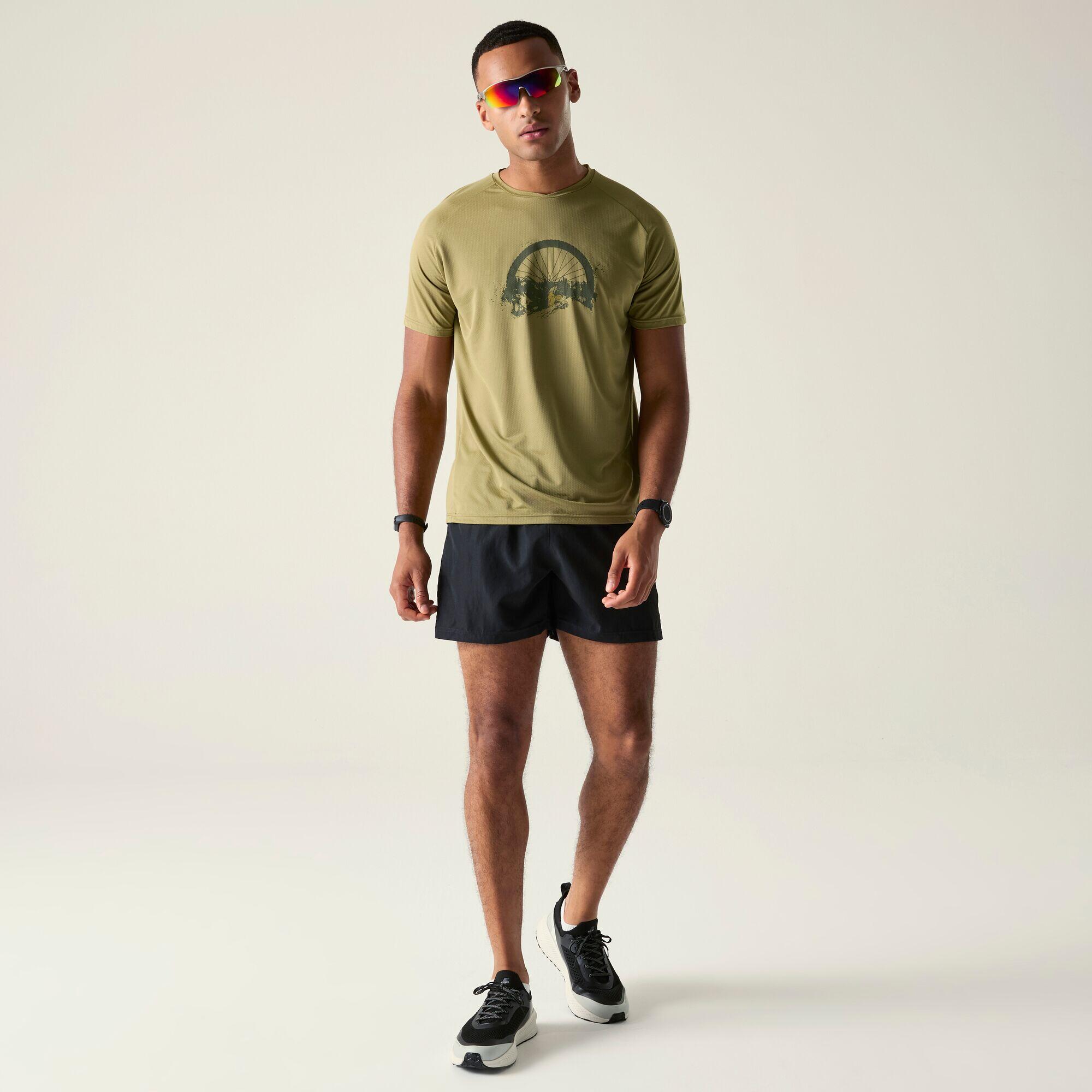 T-shirt graphique à manches courtes Tech II pour homme 3/7