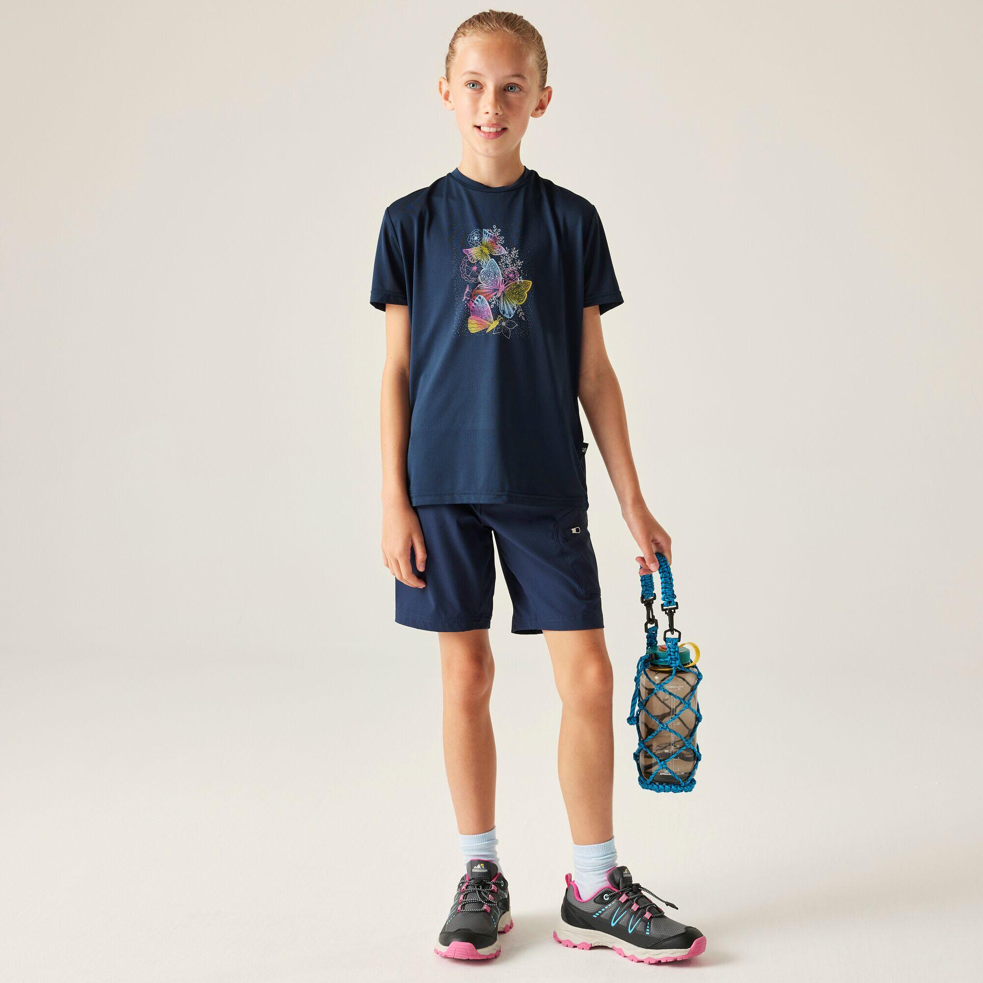 T-shirt graphique amusant et léger à manches courtes pour enfants 3/7