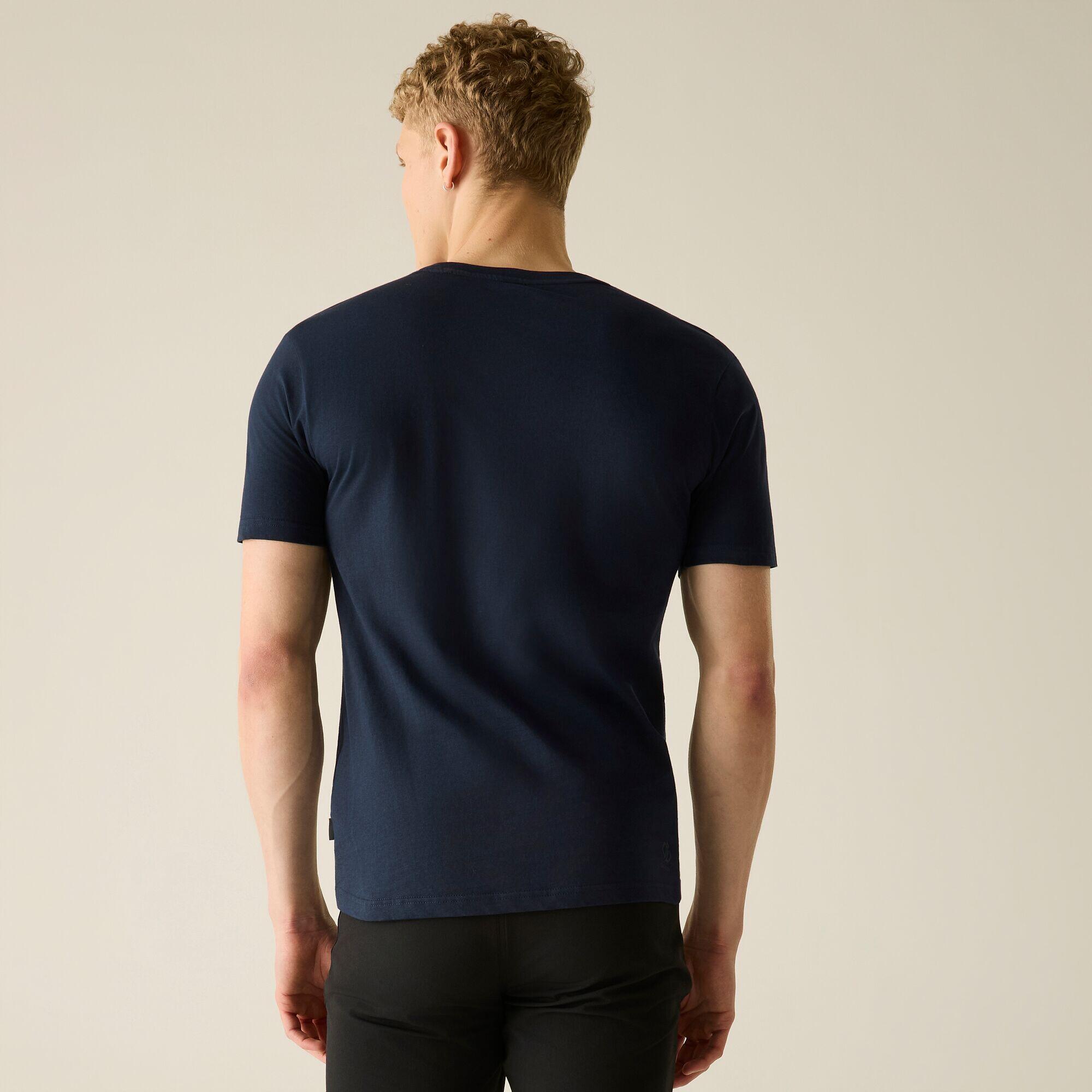 T-shirt graphique à manches courtes Movement III pour homme 2/7