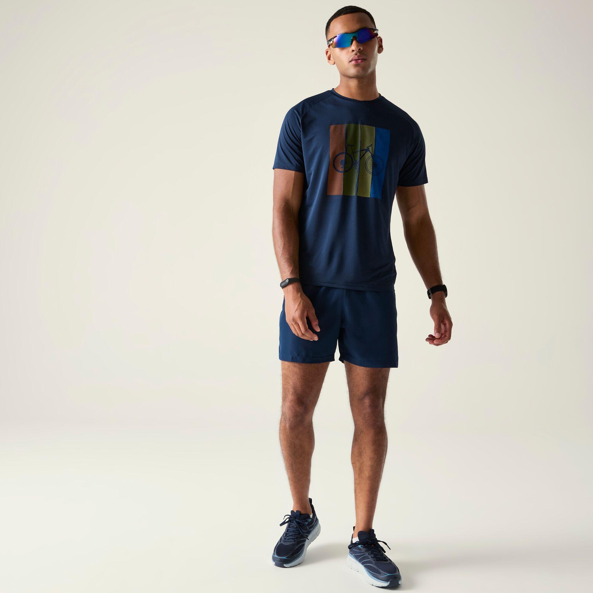 T-shirt graphique à manches courtes Tech II pour homme 3/7