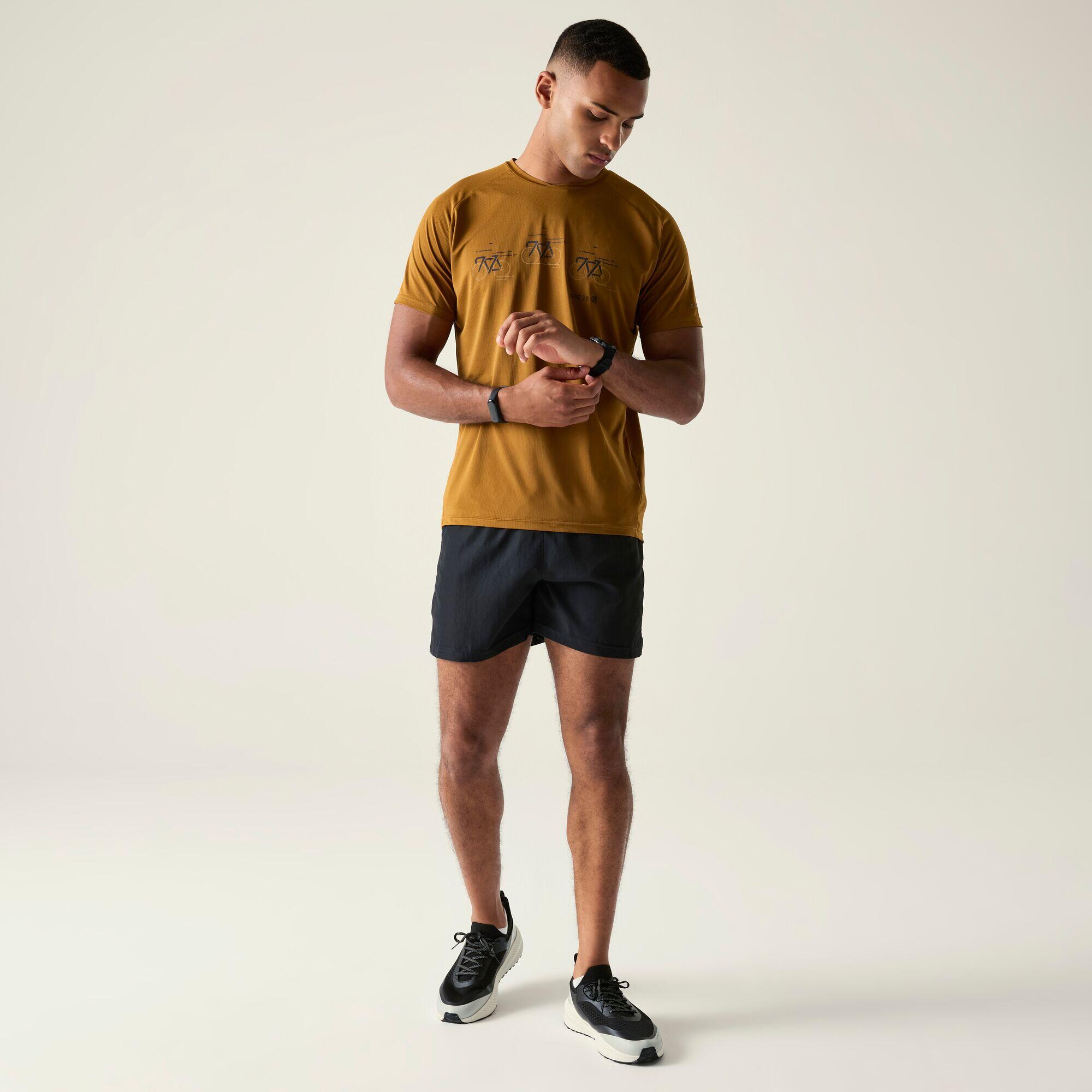 T-shirt graphique à manches courtes Tech II pour homme 3/7