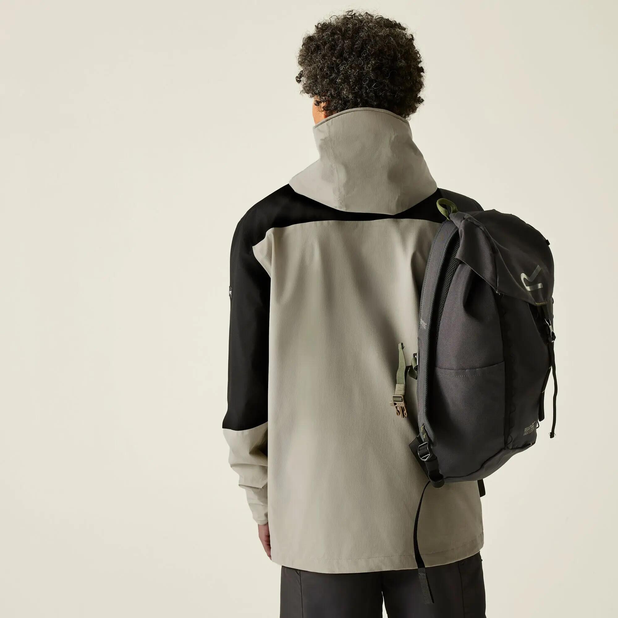Chaqueta impermeable de senderismo con capucha y paneles Freesdale para hombre 2/7