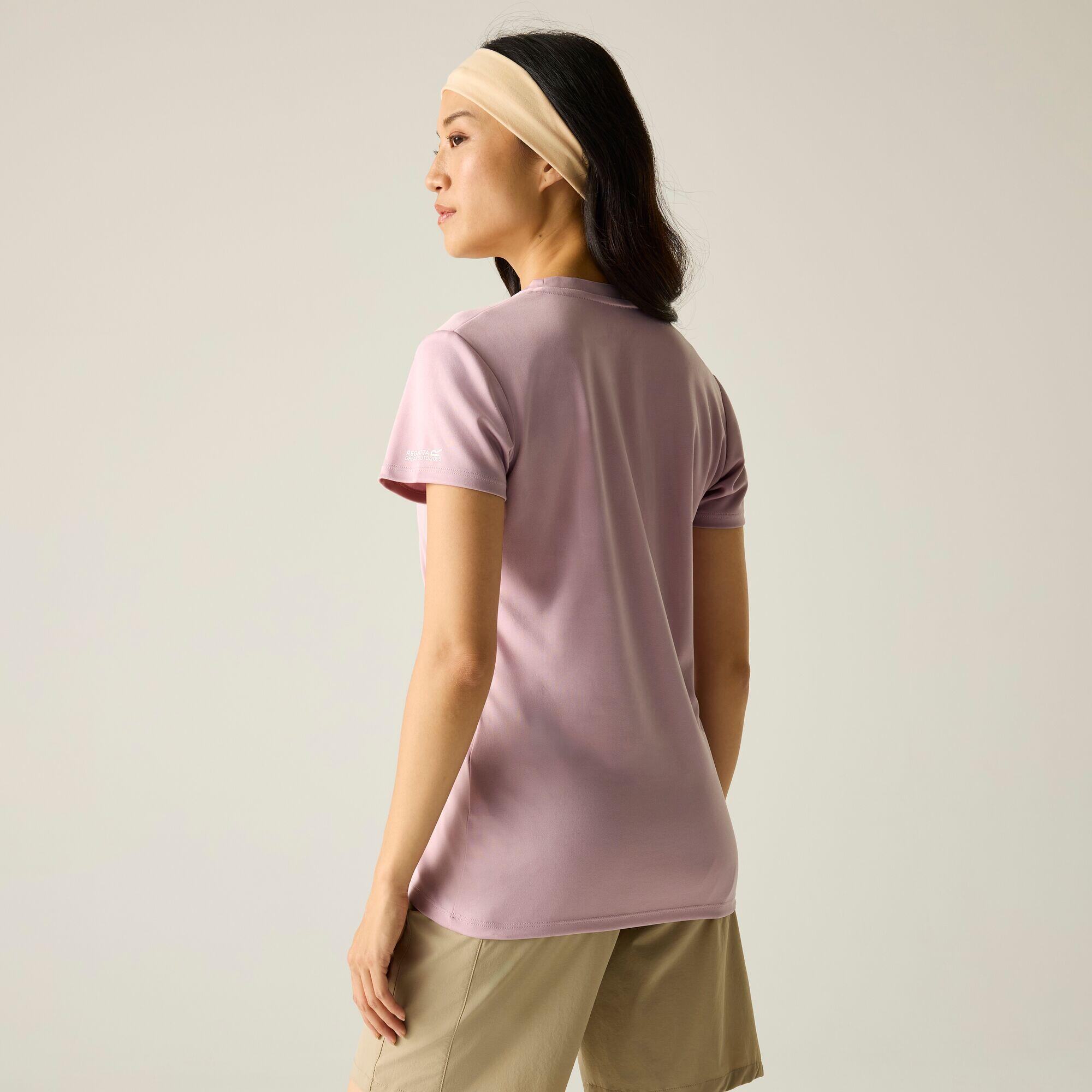 T-shirt graphique à manches courtes Fingal pour femmes 2/7