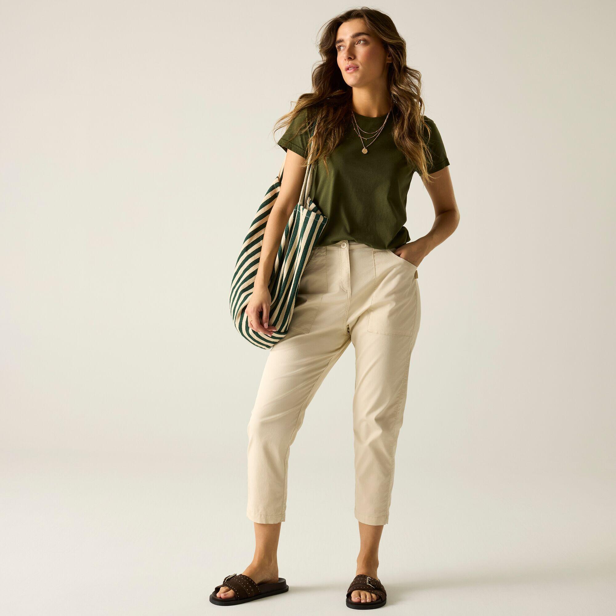 Pantalones capri Shorebella para mujer 3/7