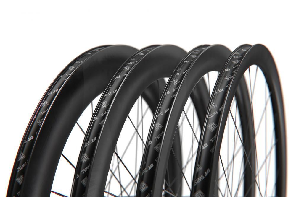 DT Swiss Laufrad ARC 1400 Dicut Disc 622 x 38 mm Schwarz - leichtes Aero-Carb... 3/3