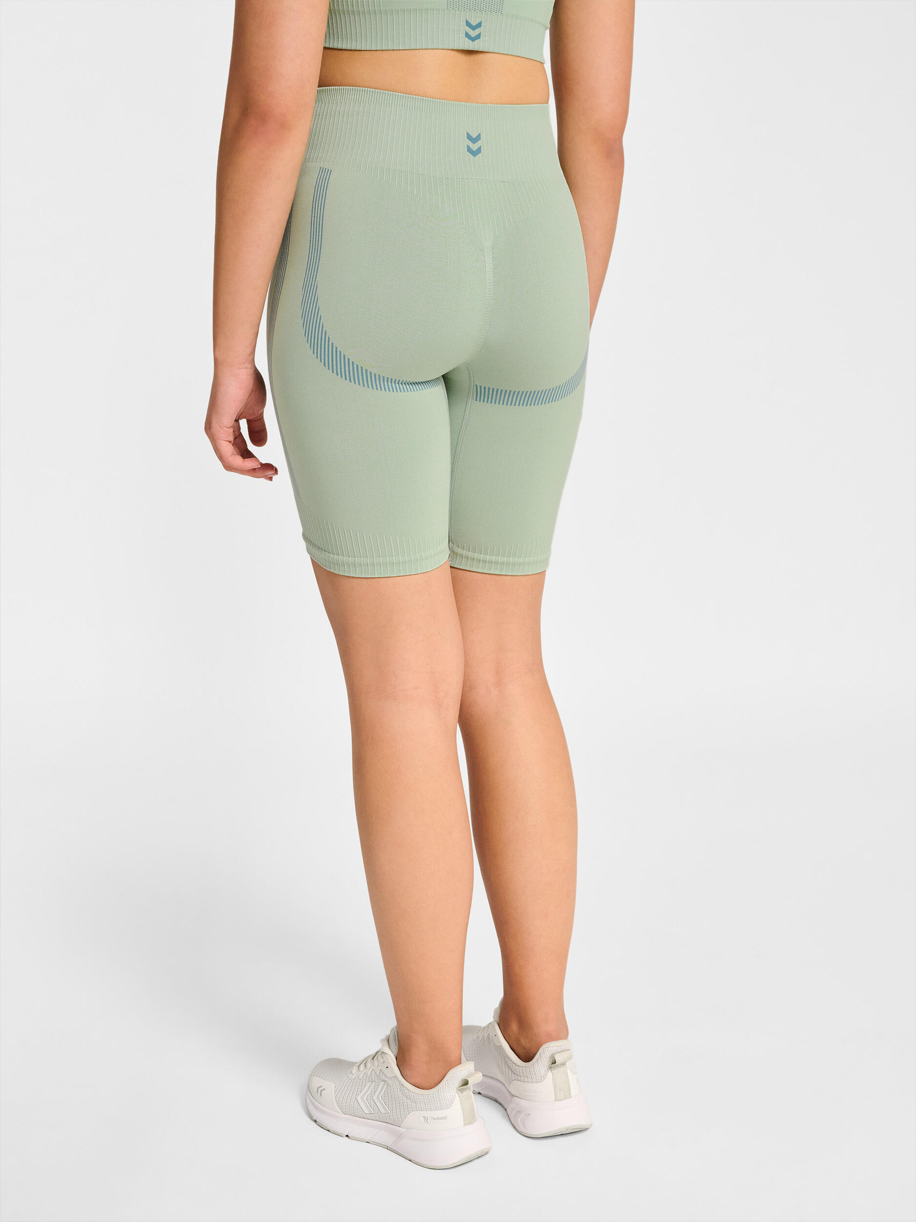 Kurze Hose Hmlhiit Damen 2/7
