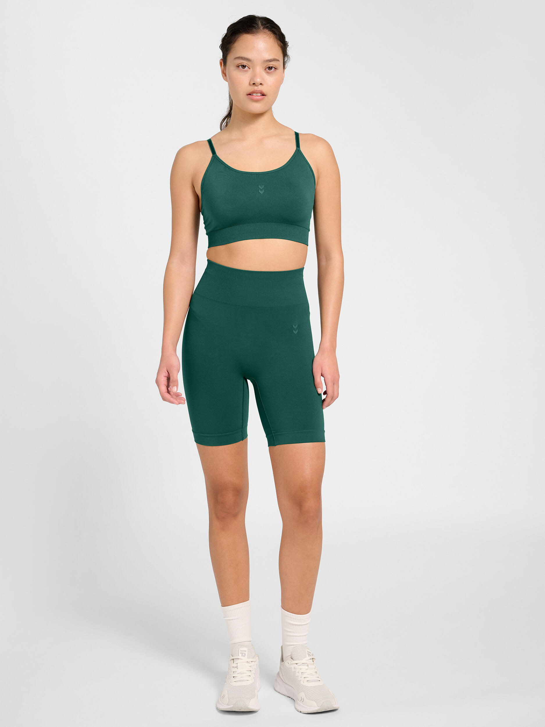 Enfiler Top Hmlflow Entraînement Femme 3/7